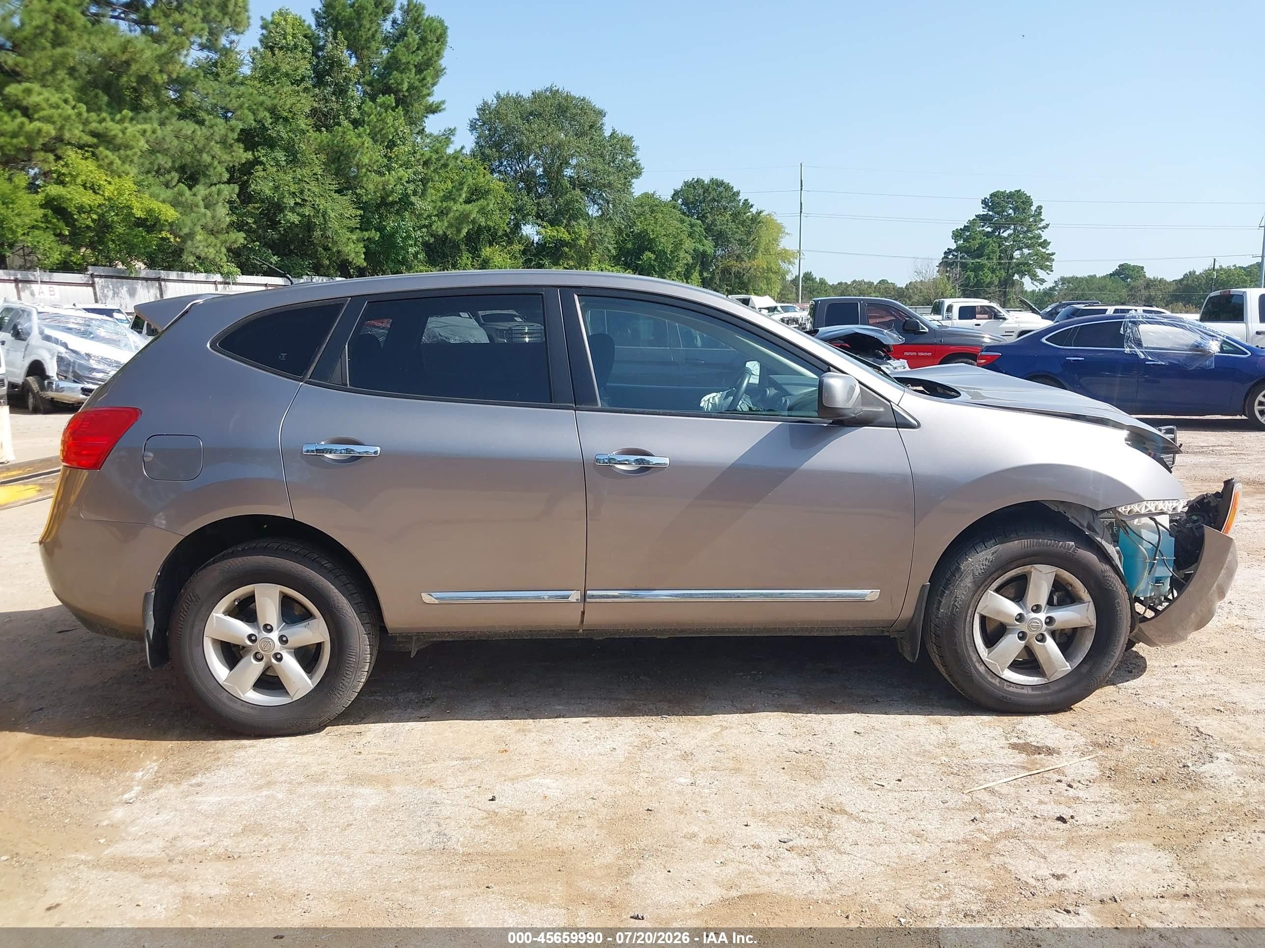 2013 Nissan Rogue S Silver vin: JN8AS5MT2DW509174