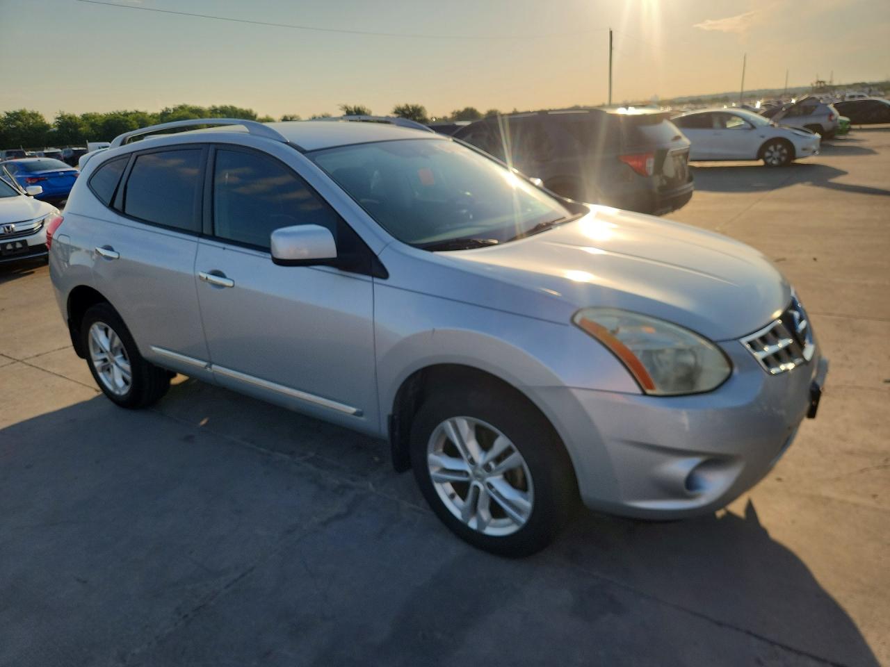 2013 Nissan Rogue S Silver vin: JN8AS5MT2DW521986