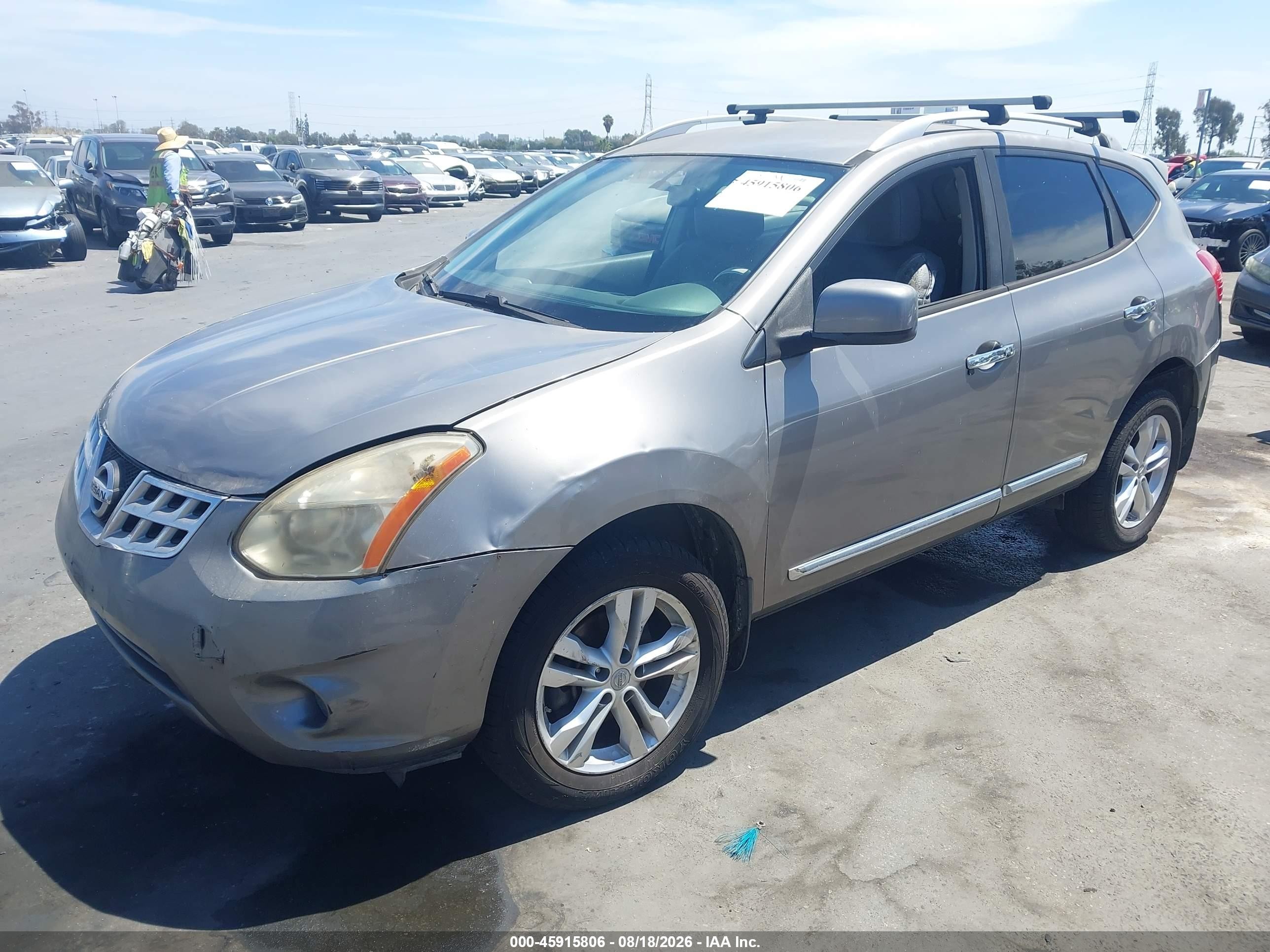2013 Nissan Rogue Sv Silver vin: JN8AS5MT2DW526329