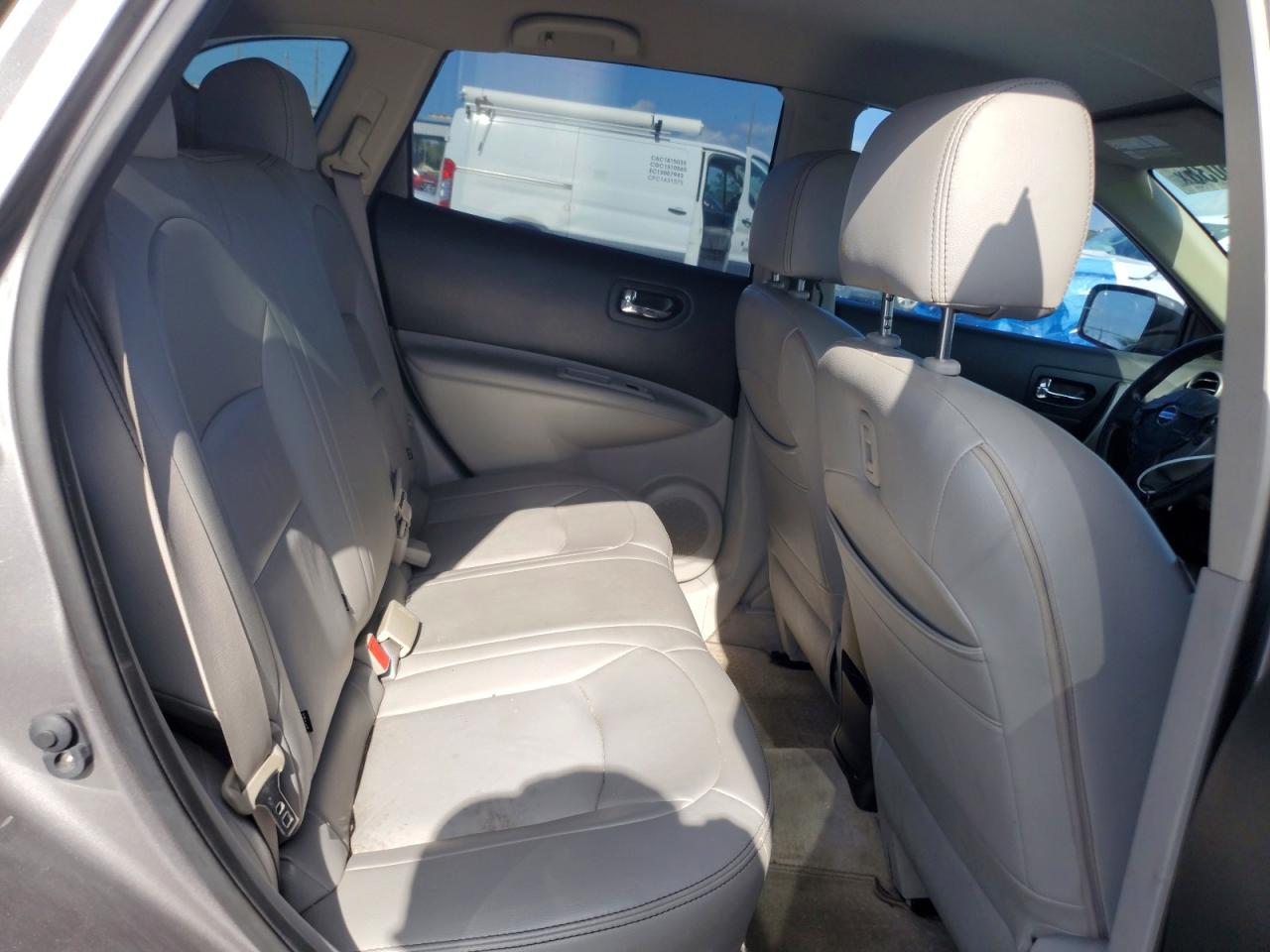2013 Nissan Rogue S Tan vin: JN8AS5MT2DW535256