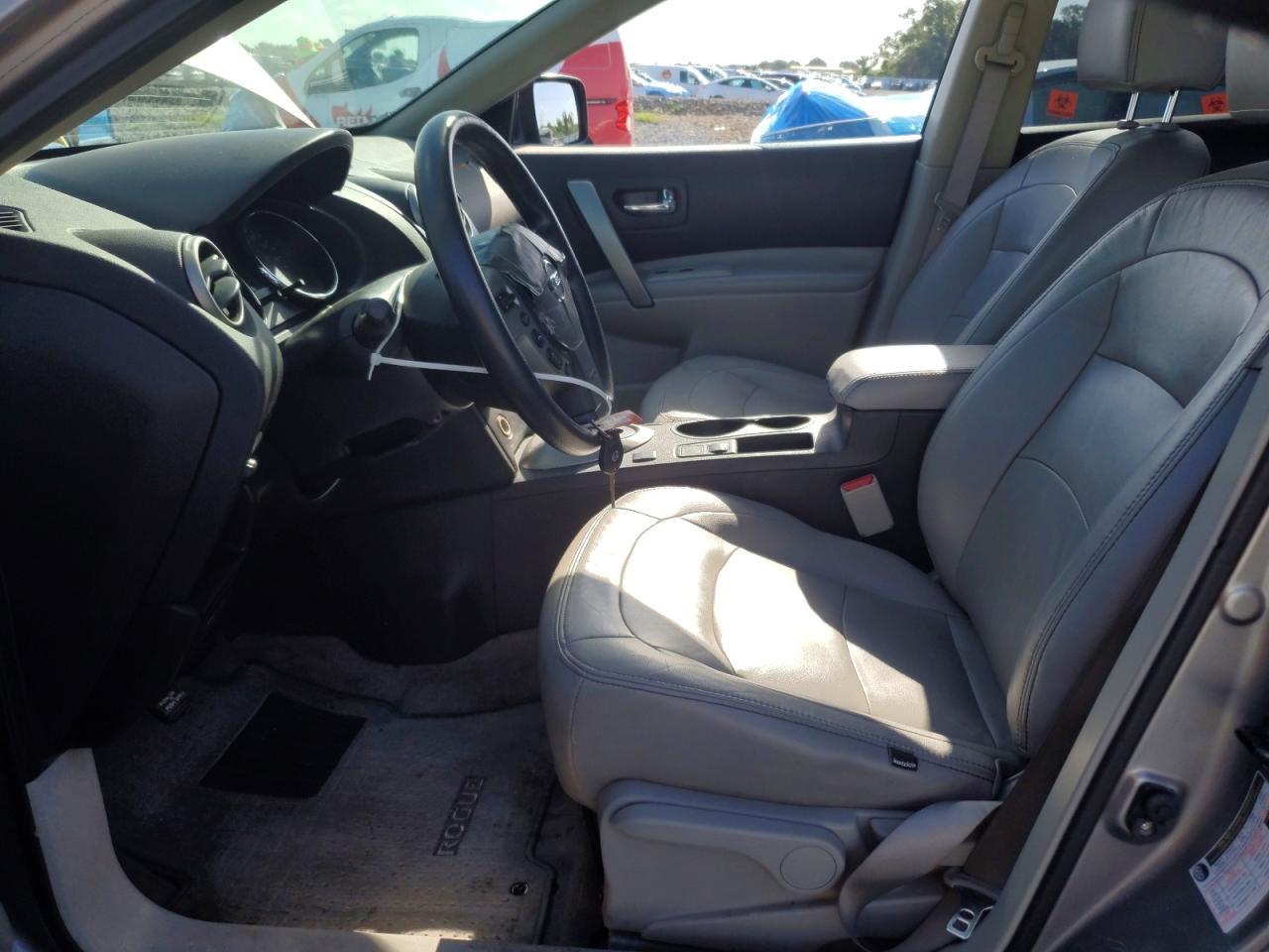 2013 Nissan Rogue S Tan vin: JN8AS5MT2DW535256