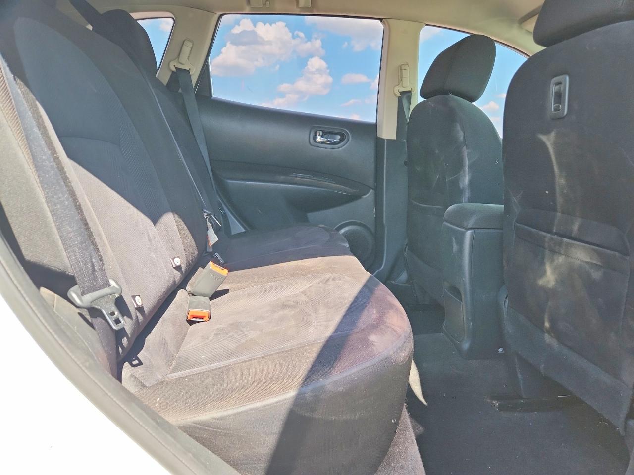 2013 Nissan Rogue S White vin: JN8AS5MT2DW545060