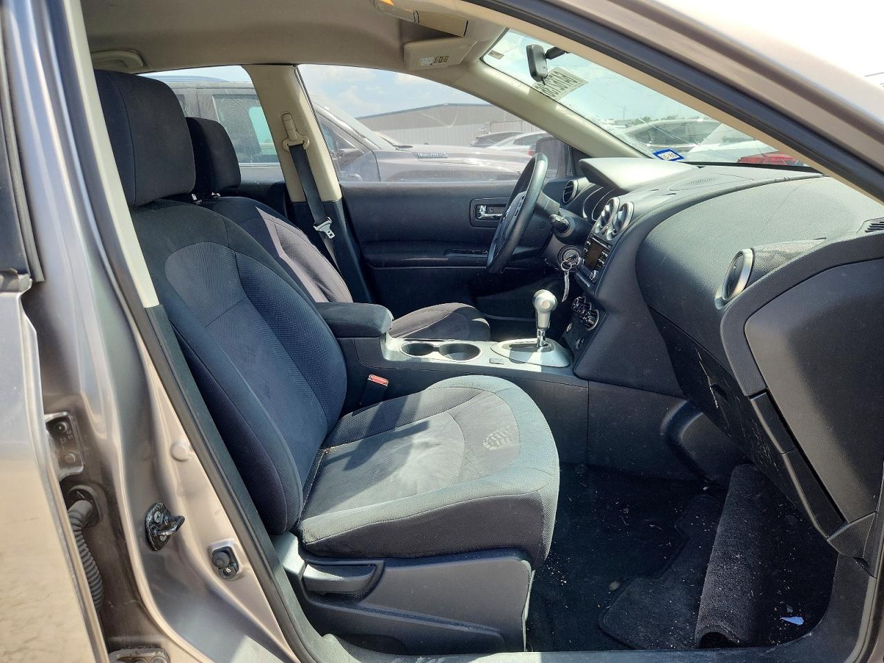 2013 Nissan Rogue S Серый vin: JN8AS5MT2DW554809