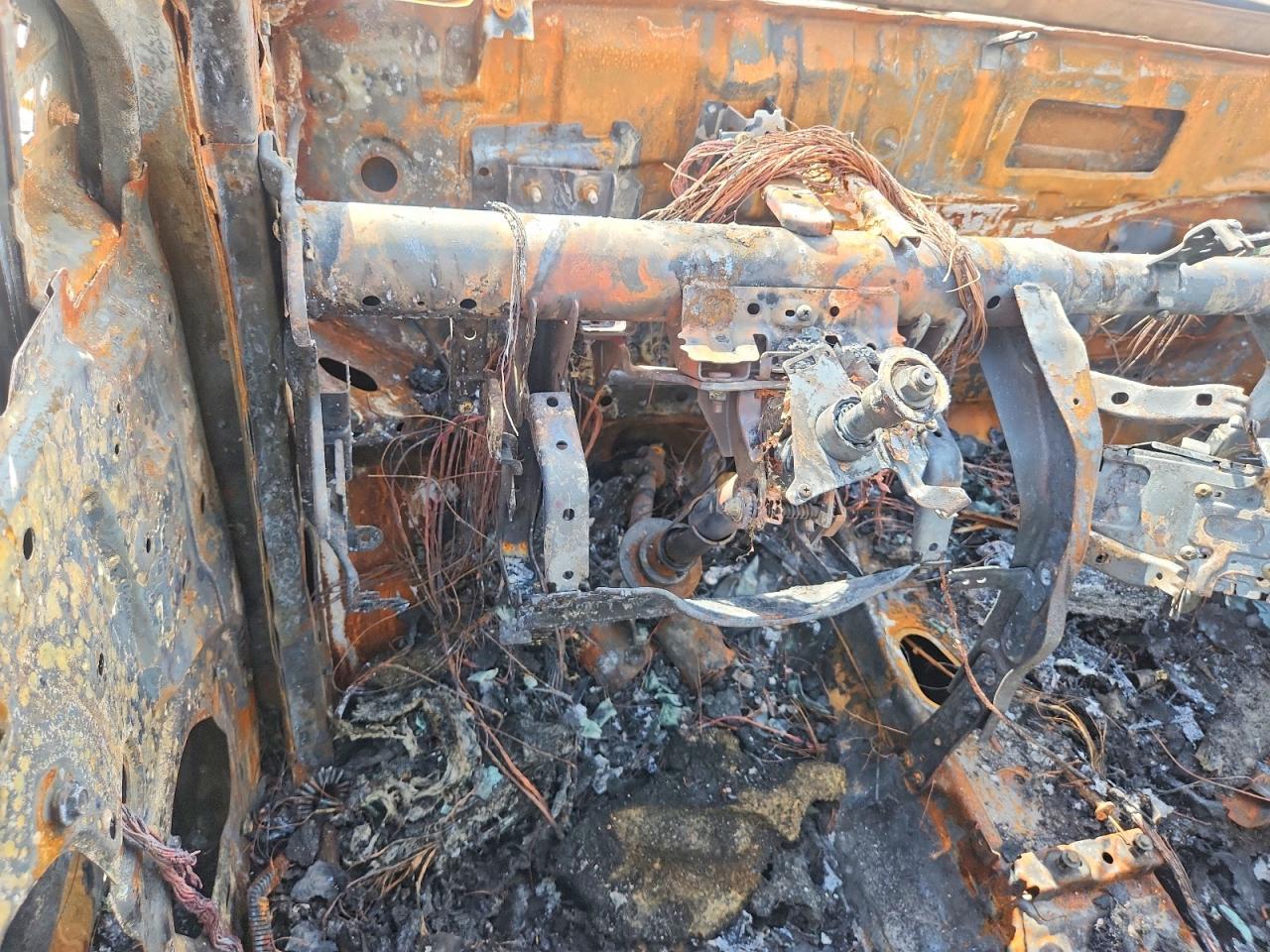 2013 Nissan Rogue S Burn vin: JN8AS5MT2DW554907