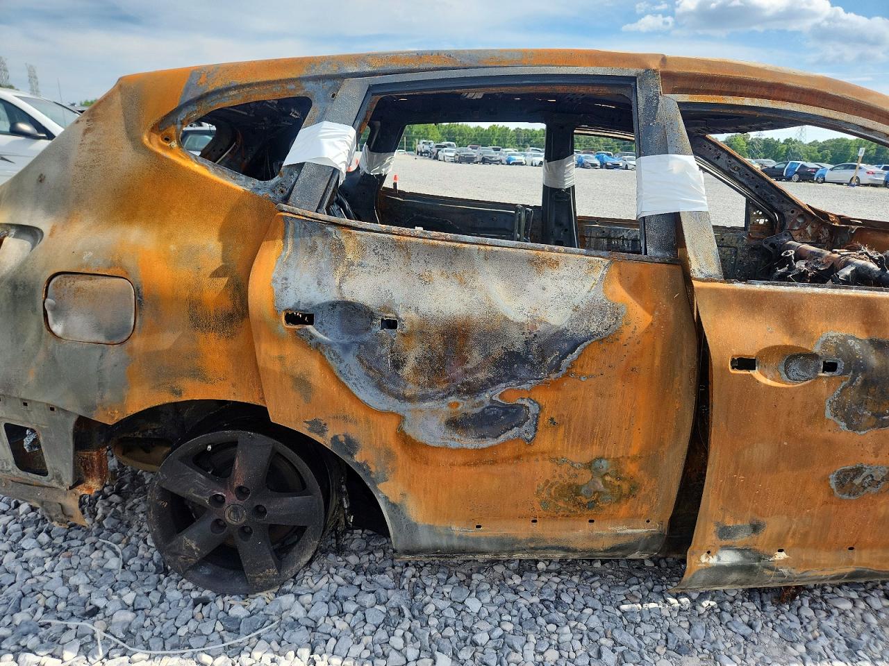 2013 Nissan Rogue S Burn vin: JN8AS5MT2DW554907