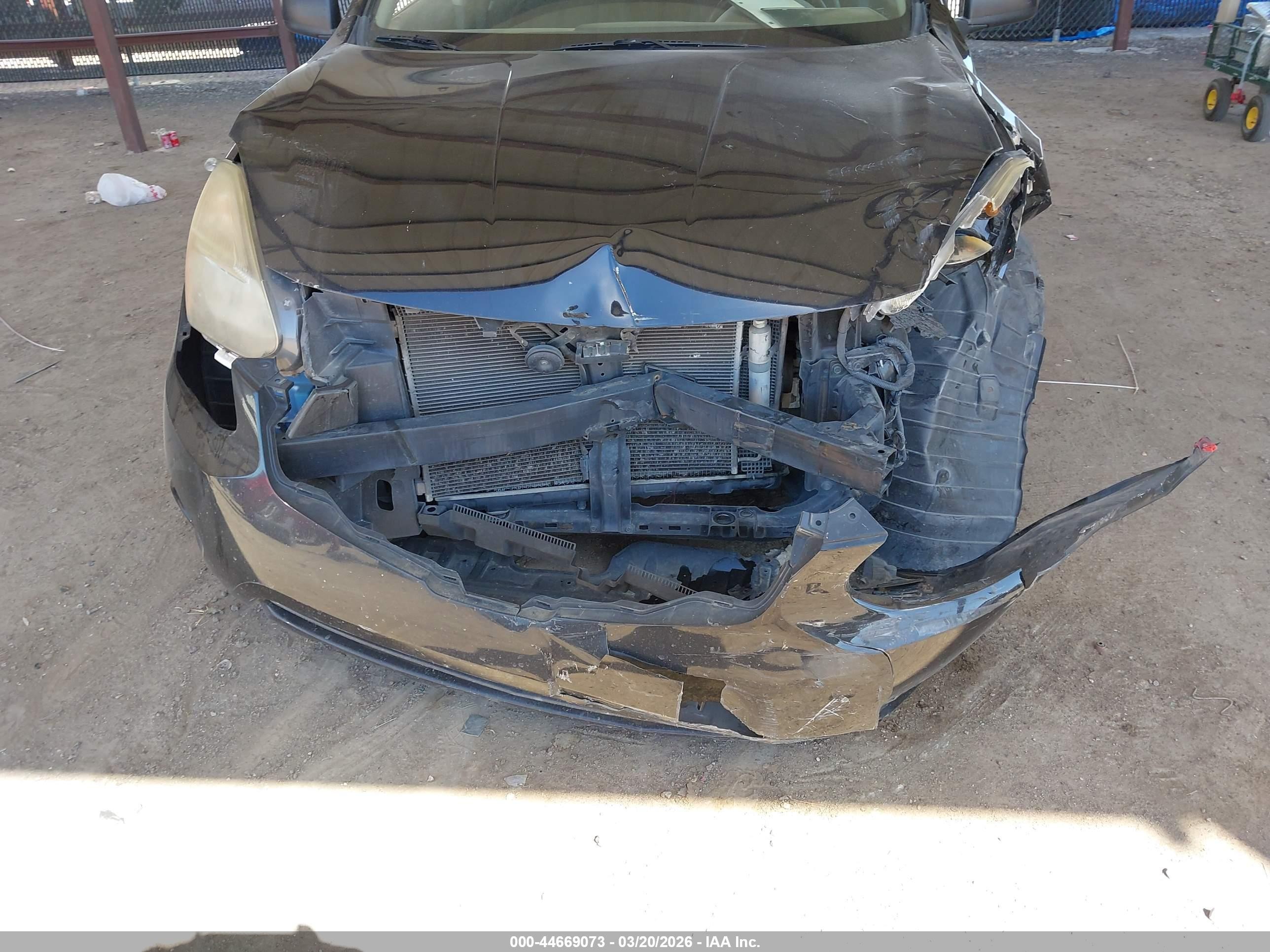 2014 Nissan Rogue Select S Черный vin: JN8AS5MT2EW601693