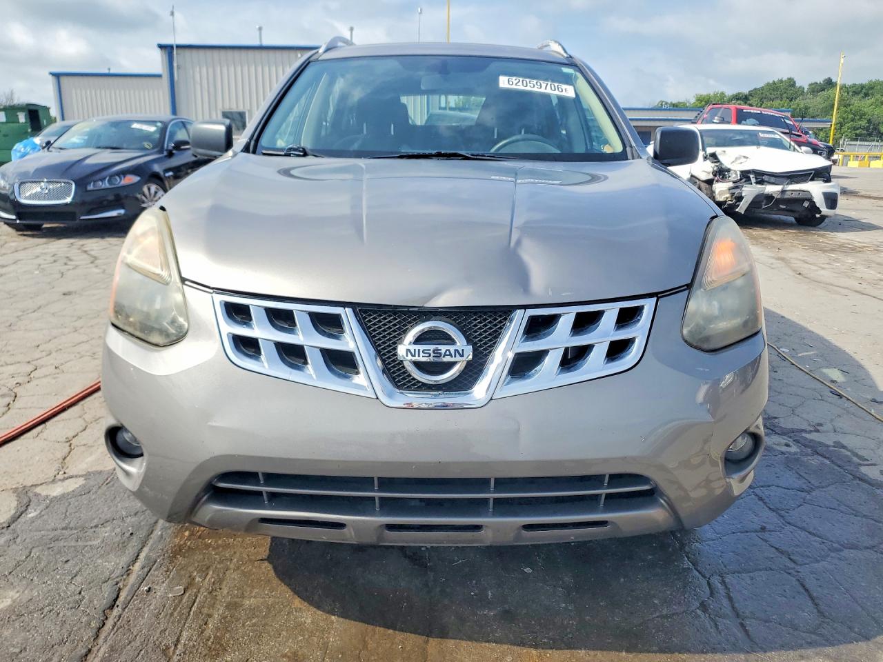 2014 Nissan Rogue Select S Silver vin: JN8AS5MT2EW610457