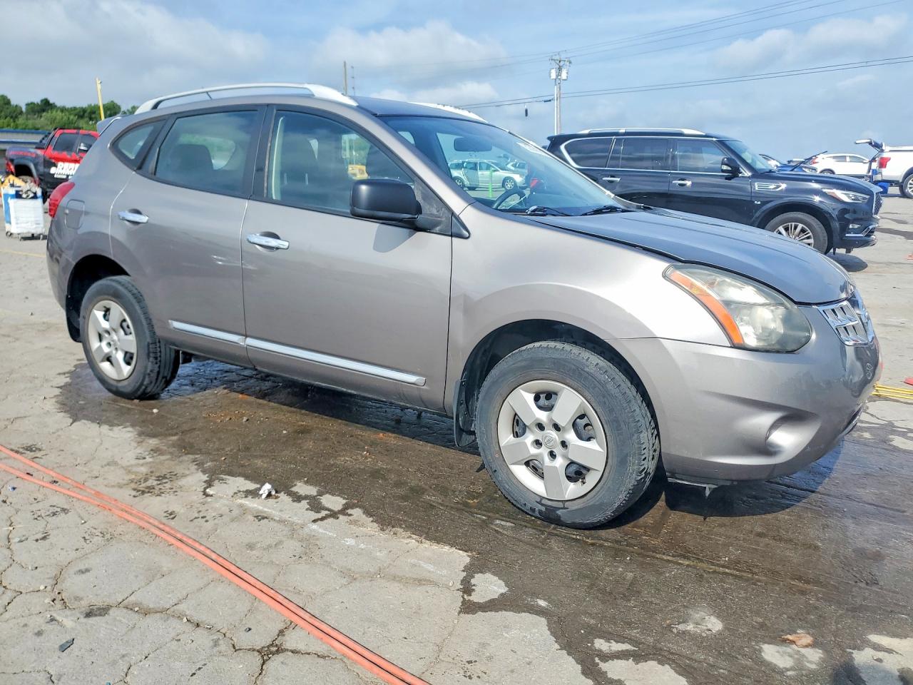 2014 Nissan Rogue Select S Silver vin: JN8AS5MT2EW610457