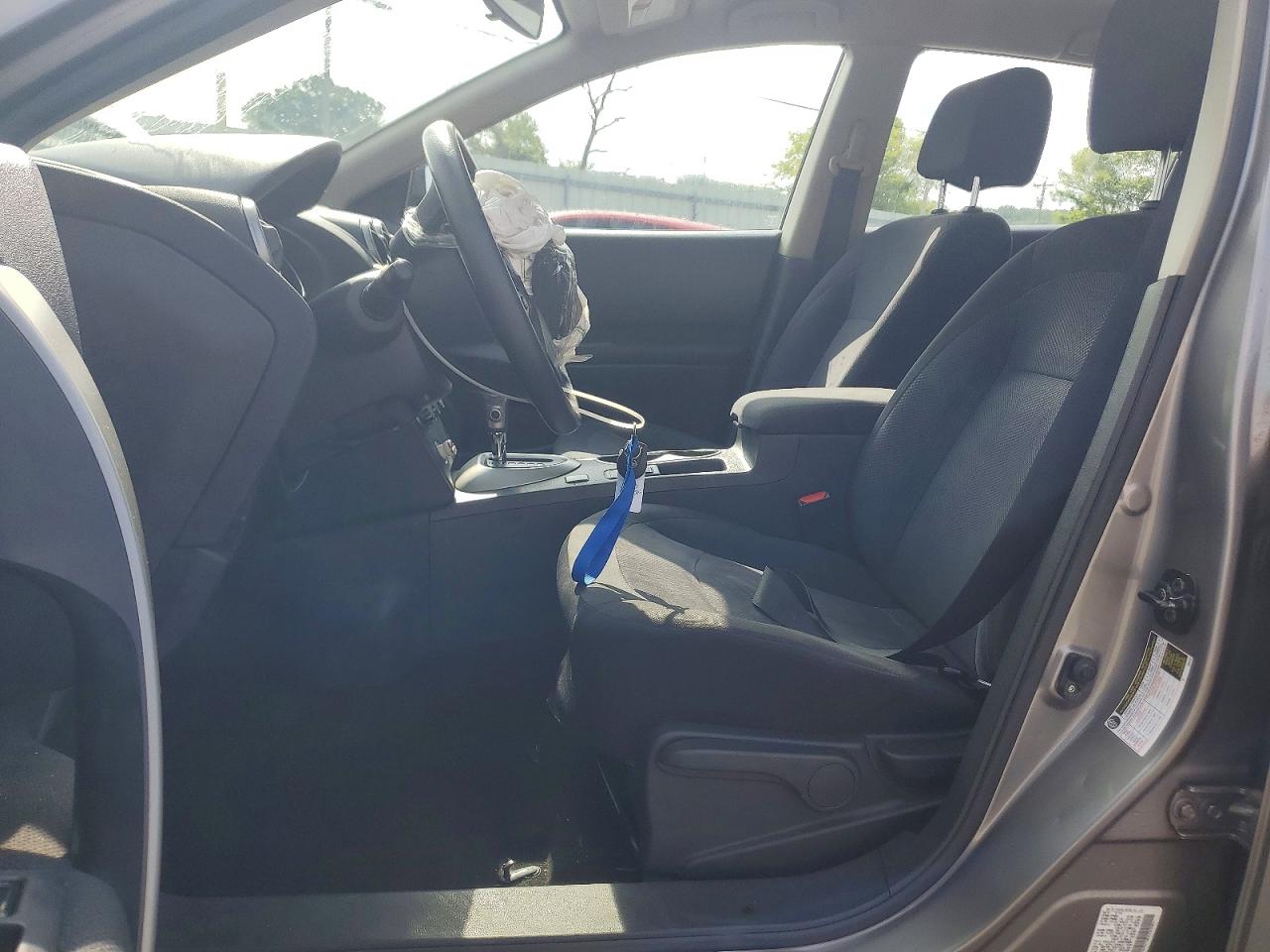 2014 Nissan Rogue Select S Silver vin: JN8AS5MT2EW610457