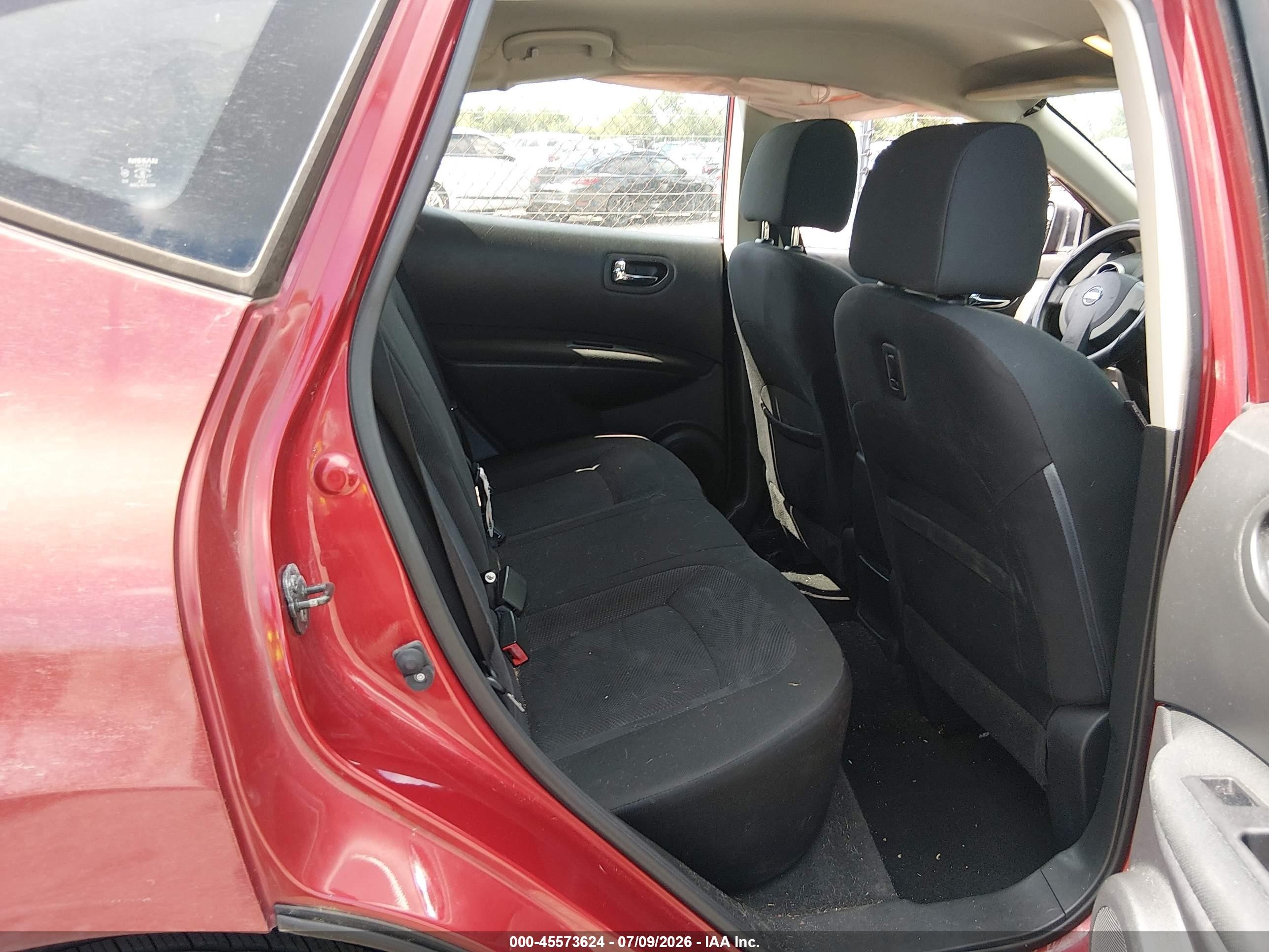 2014 Nissan Rogue Select S Красный vin: JN8AS5MT2EW610801