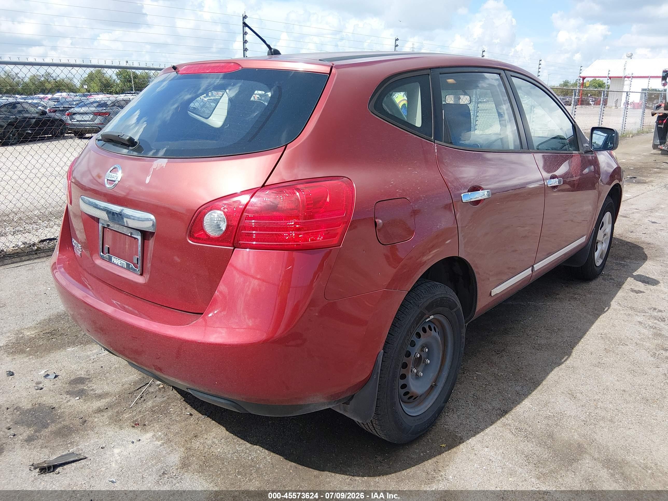 2014 Nissan Rogue Select S Красный vin: JN8AS5MT2EW610801