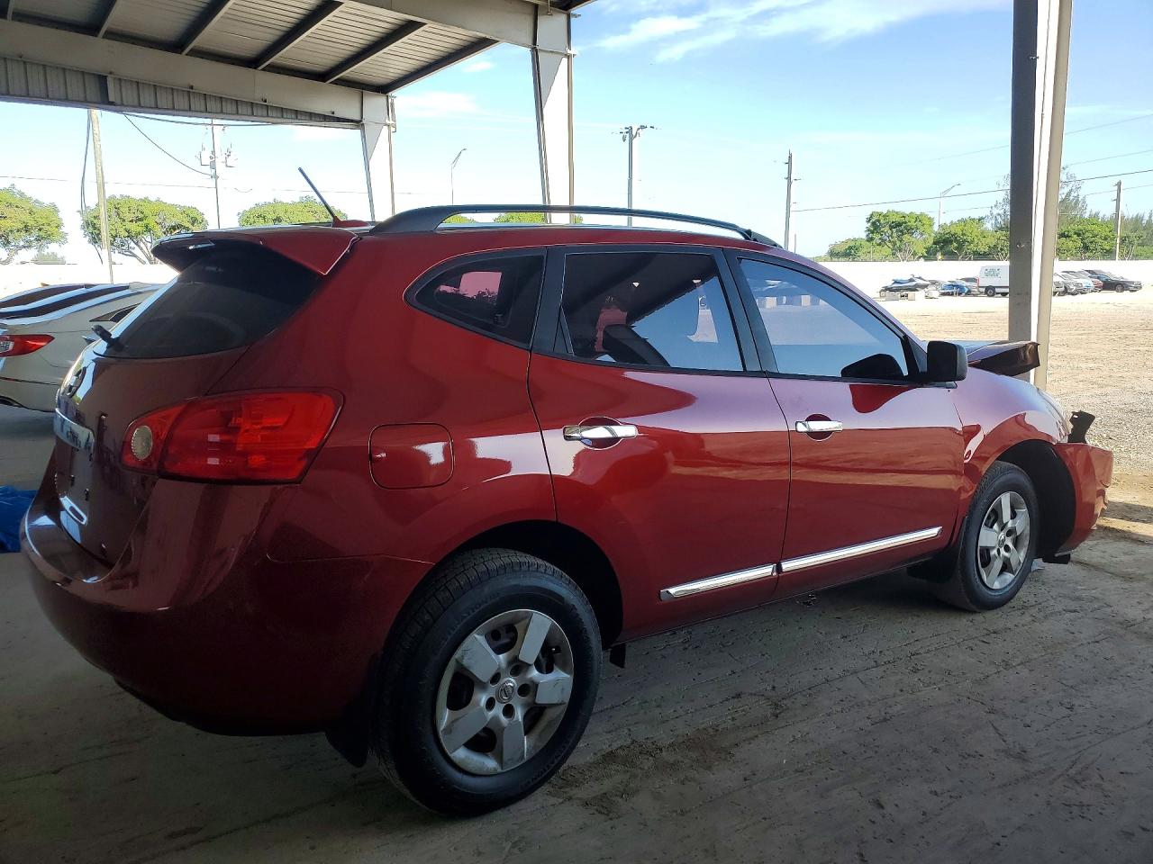 2014 Nissan Rogue Select S Красный vin: JN8AS5MT2EW613522