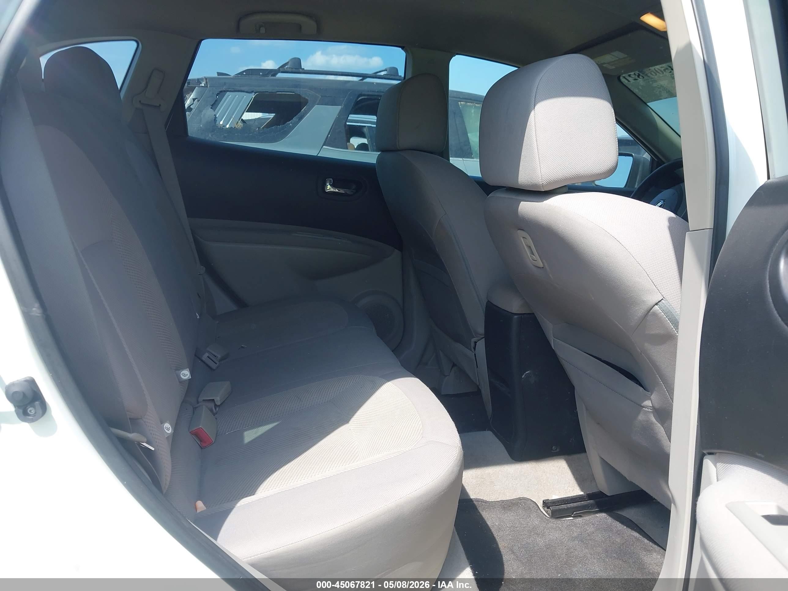 2014 Nissan Rogue Select S White vin: JN8AS5MT2EW618140