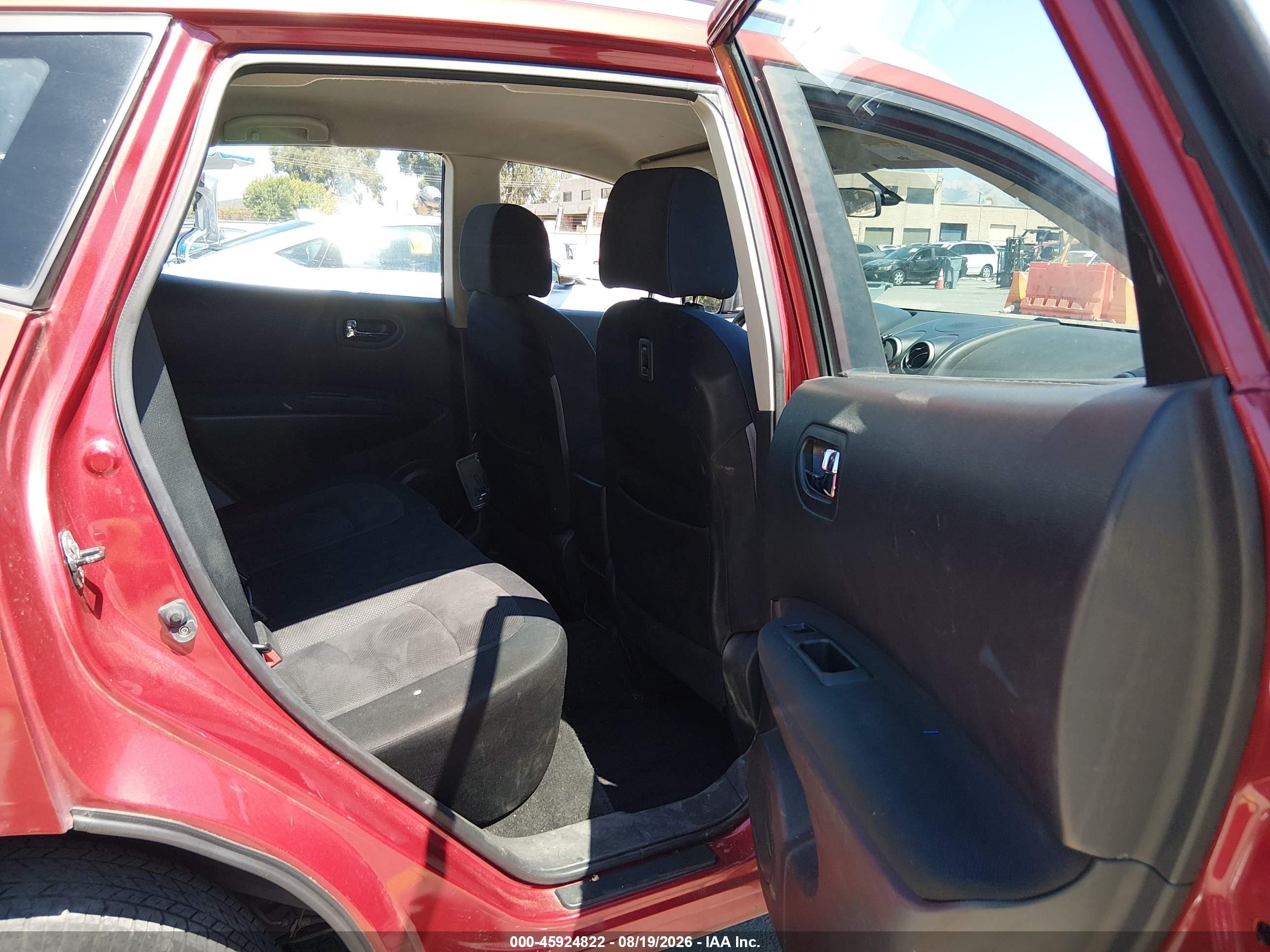 2014 Nissan Rogue Select S Red vin: JN8AS5MT2EW624973