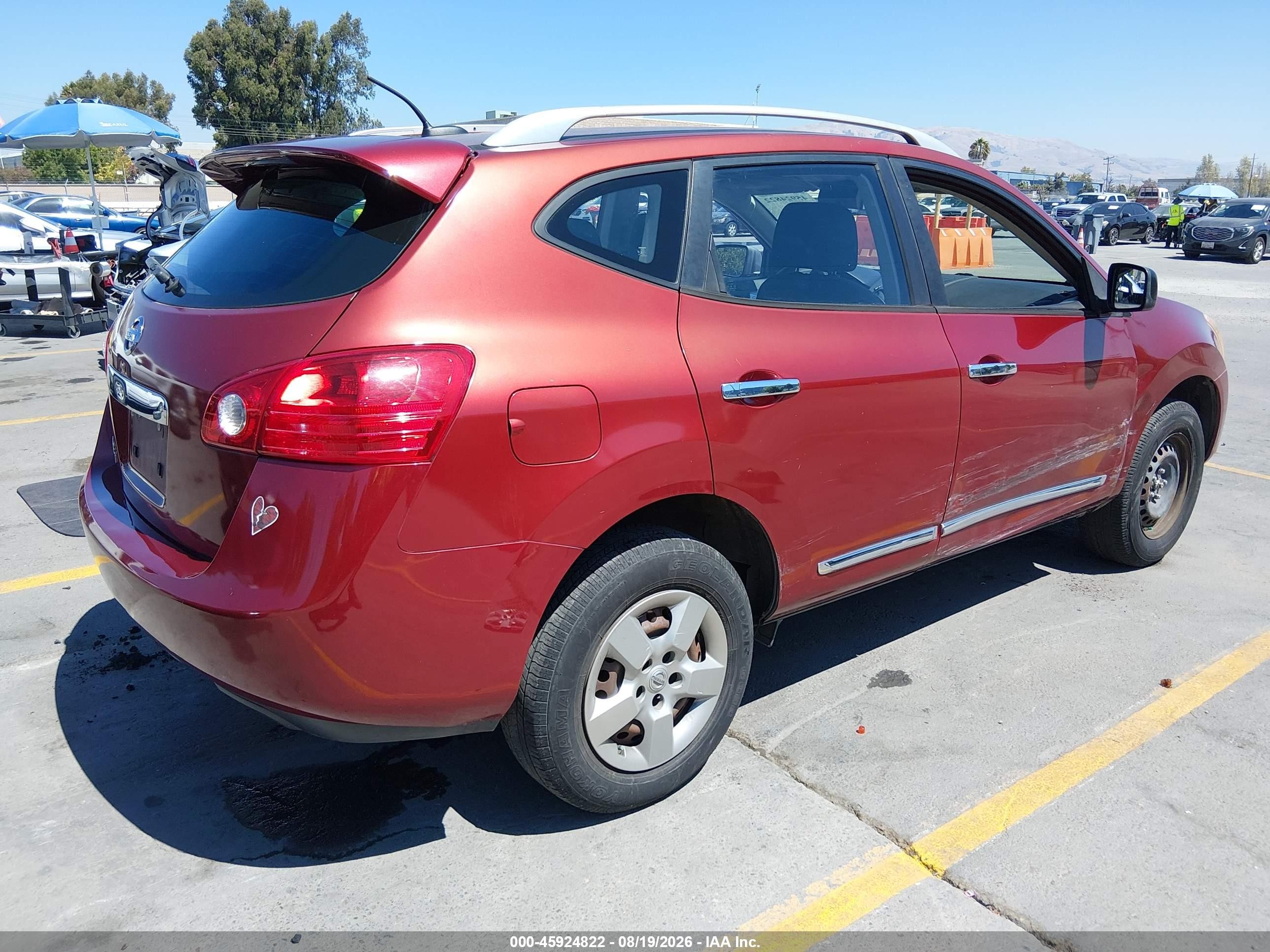 2014 Nissan Rogue Select S Red vin: JN8AS5MT2EW624973