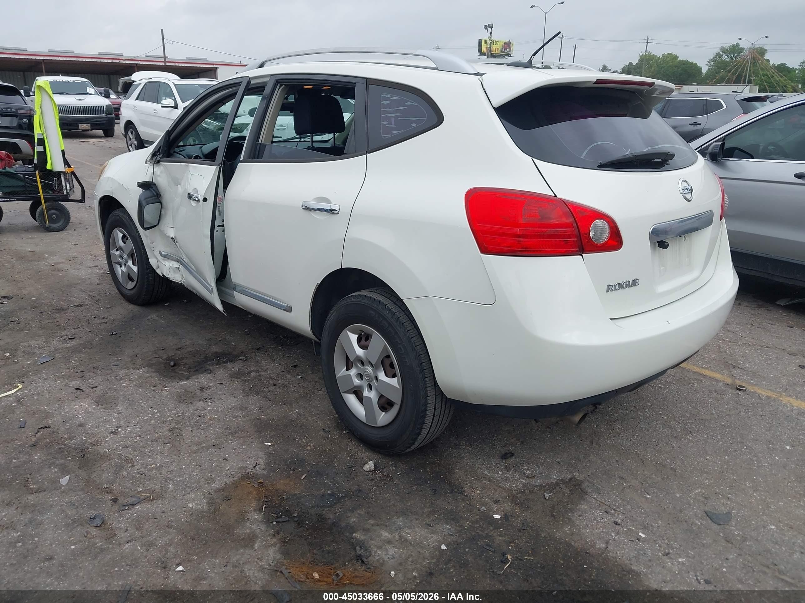 2014 Nissan Rogue Select S White vin: JN8AS5MT2EW625296