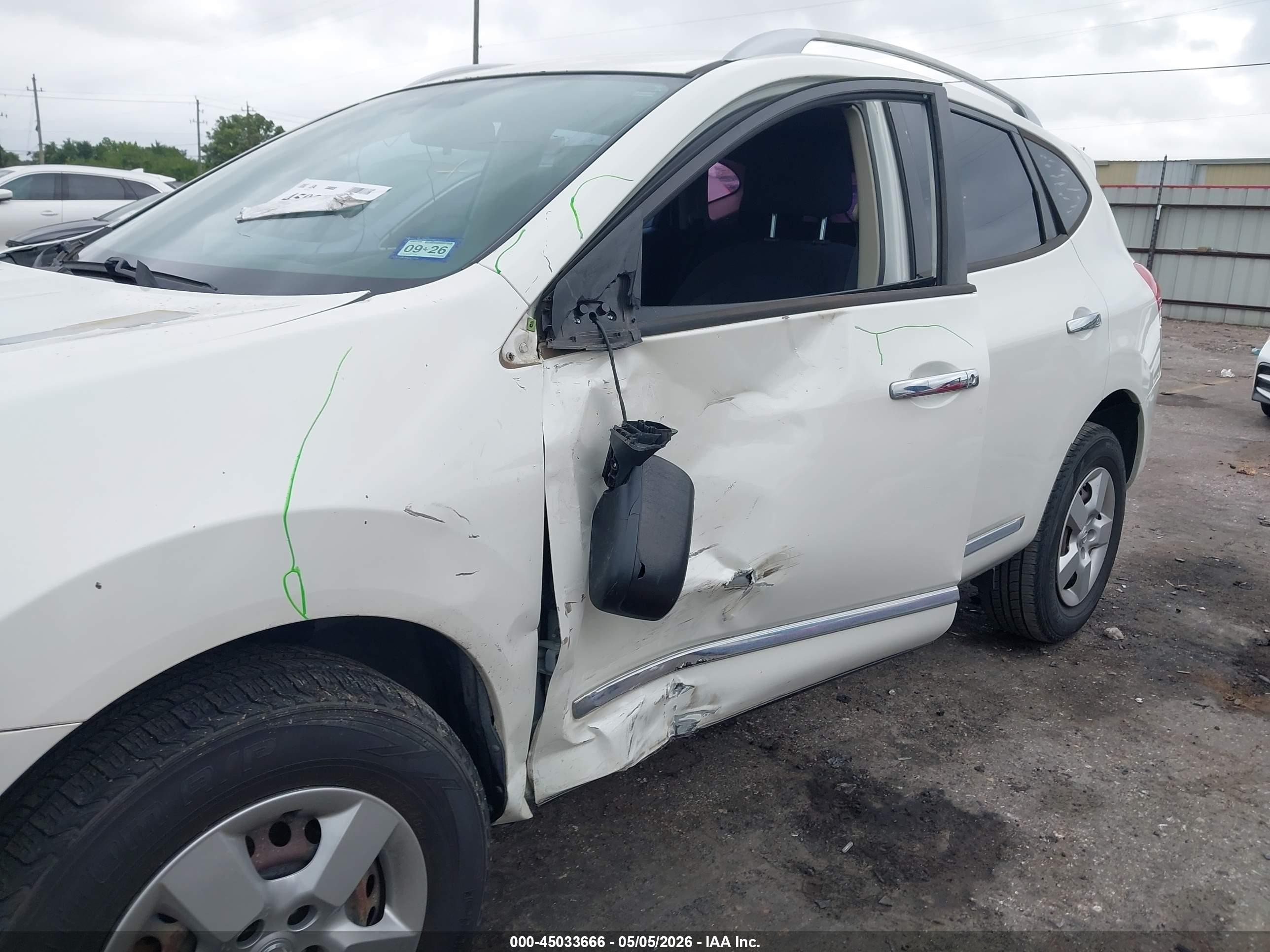 2014 Nissan Rogue Select S White vin: JN8AS5MT2EW625296