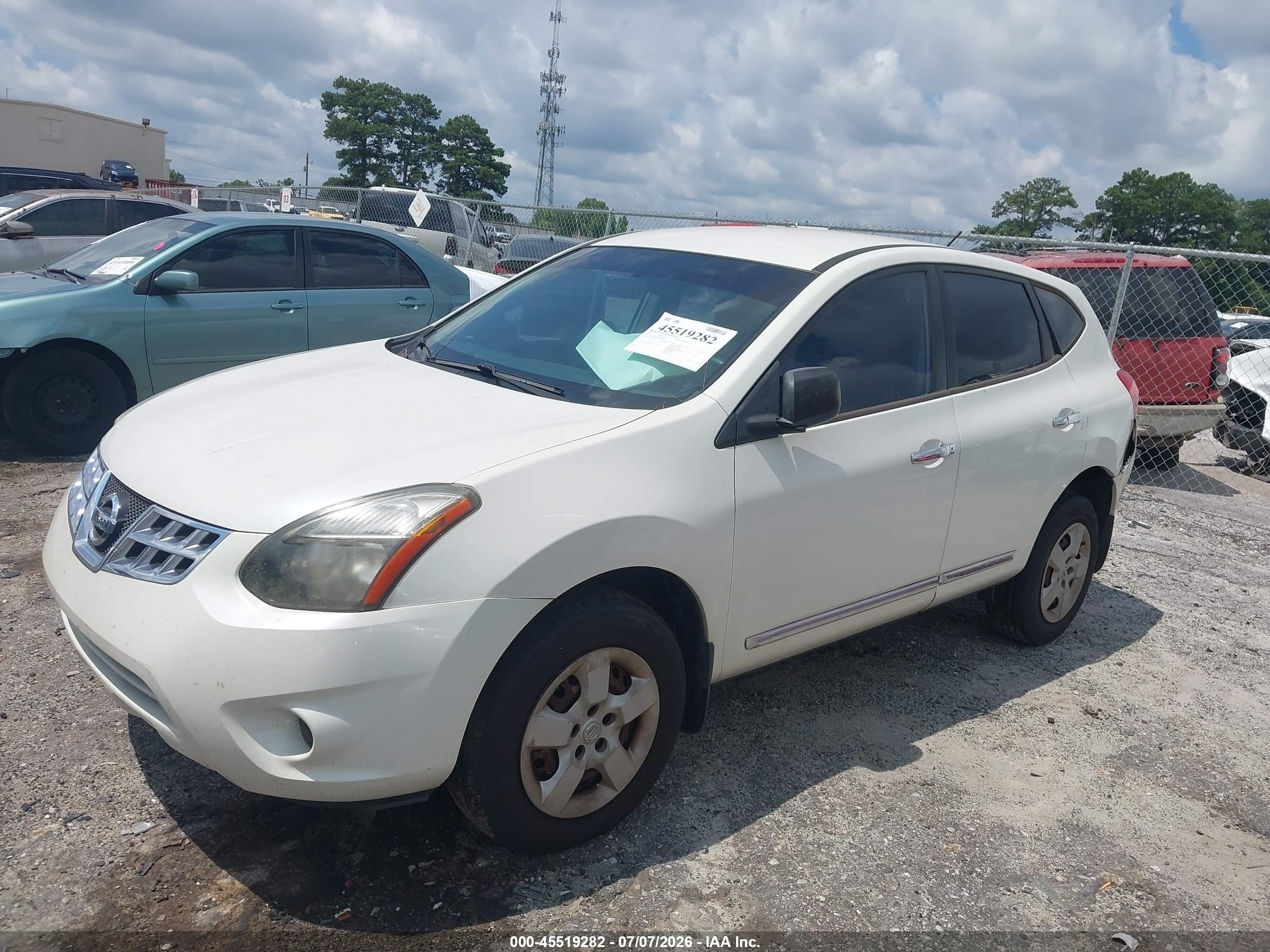 2015 Nissan Rogue Select S White vin: JN8AS5MT2FW154879