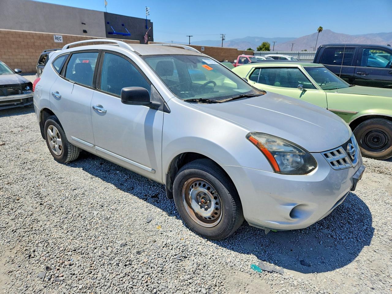 2015 Nissan Rogue Select S Silver vin: JN8AS5MT2FW164179
