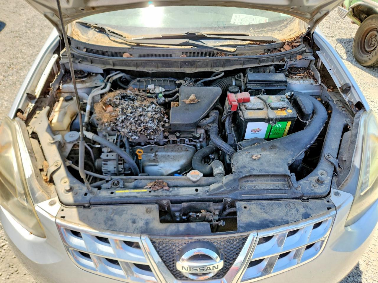 2015 Nissan Rogue Select S Silver vin: JN8AS5MT2FW164179