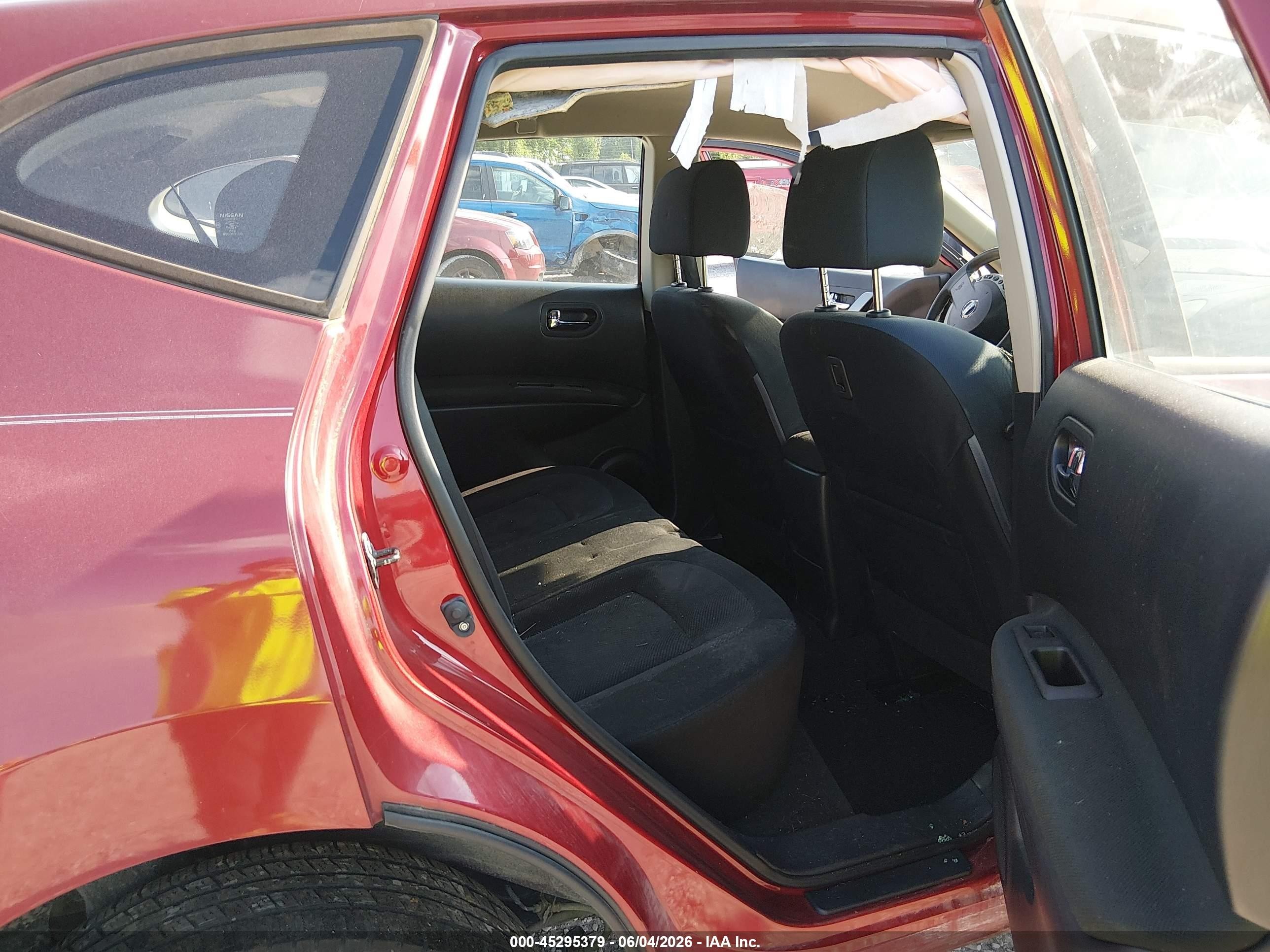 2015 Nissan Rogue Select S Red vin: JN8AS5MT2FW651396