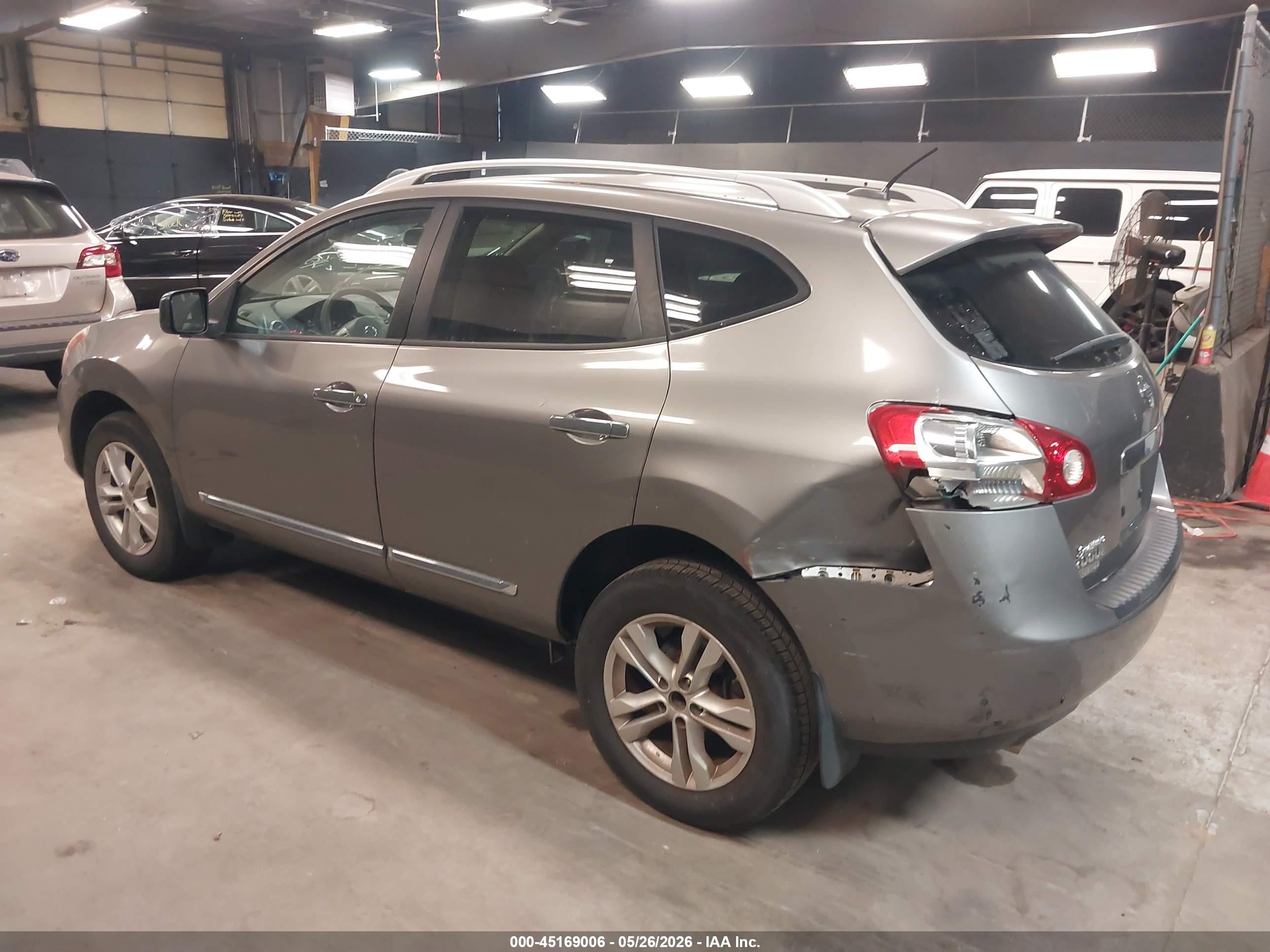2015 Nissan Rogue Select S Серый vin: JN8AS5MT2FW662625