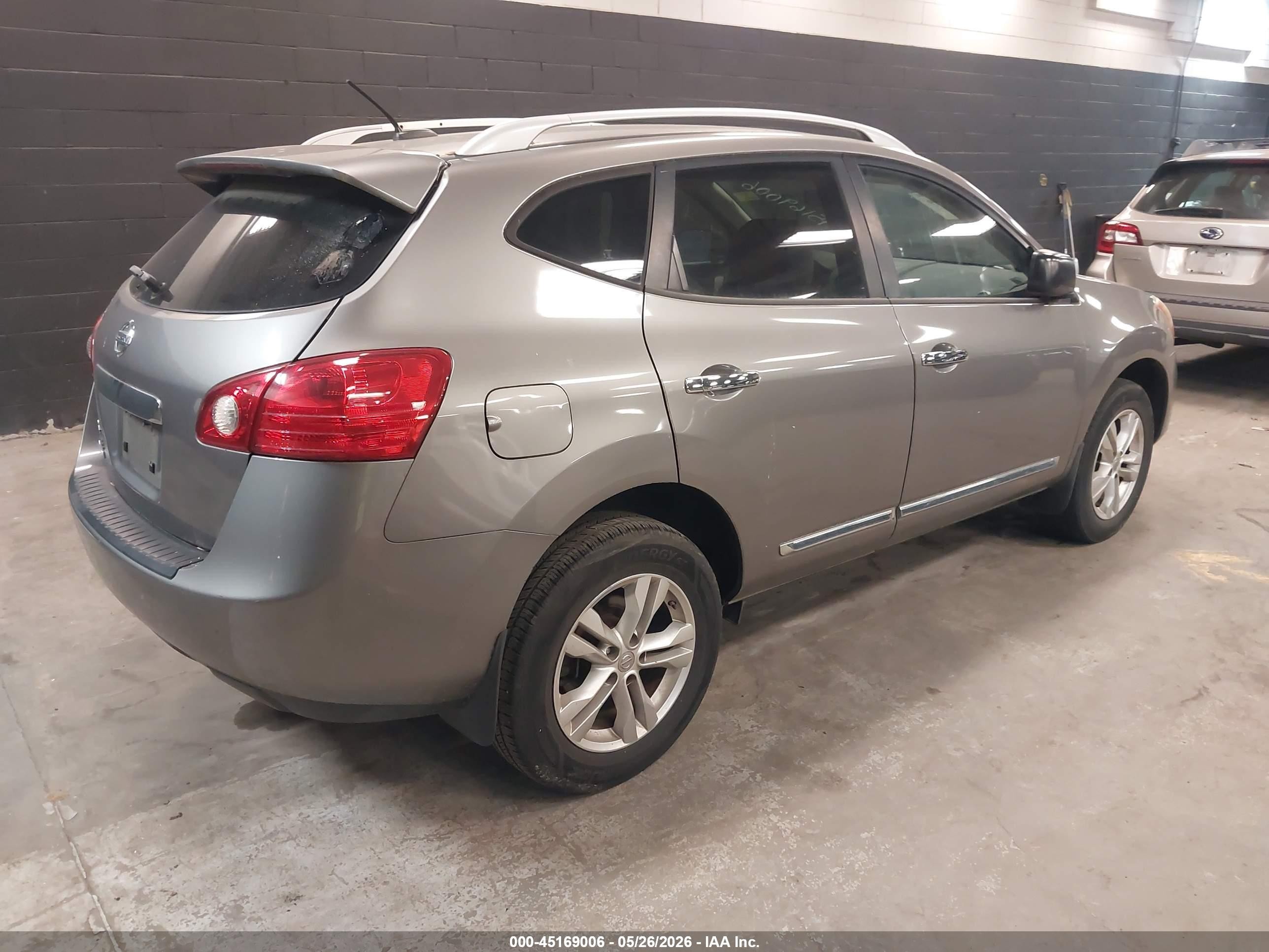 2015 Nissan Rogue Select S Серый vin: JN8AS5MT2FW662625