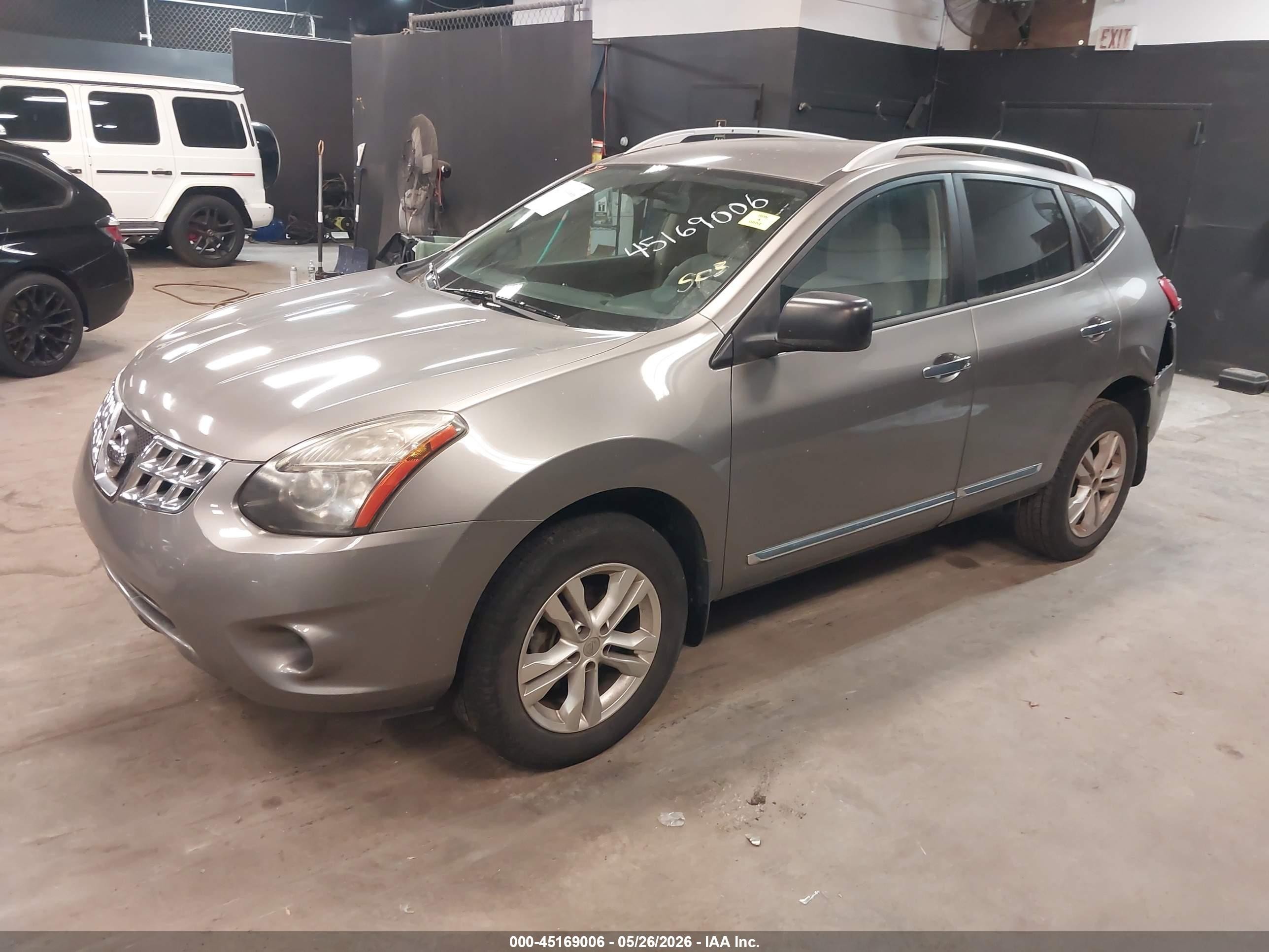 2015 Nissan Rogue Select S Серый vin: JN8AS5MT2FW662625