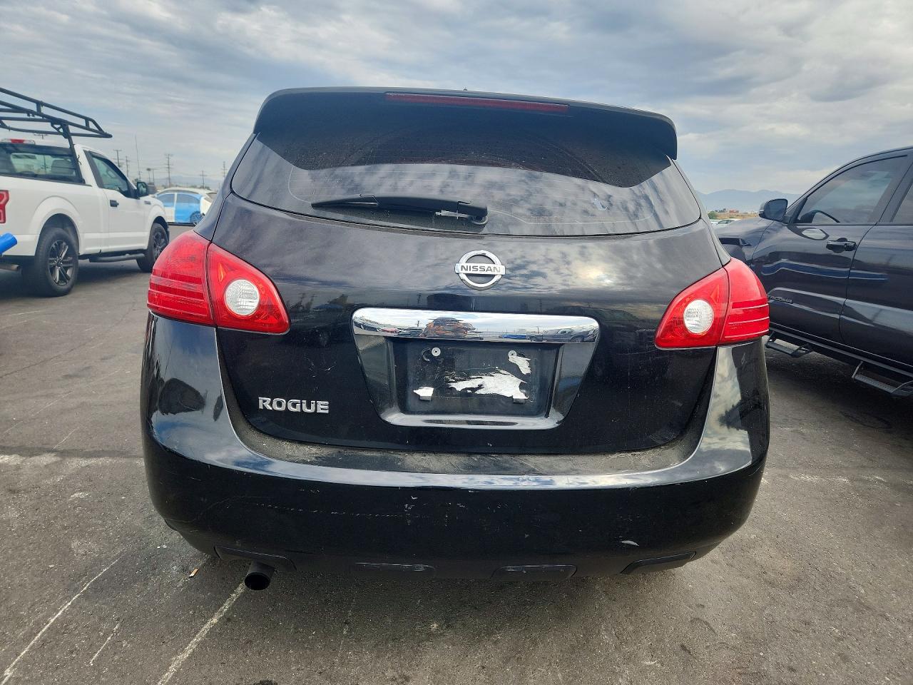 2011 Nissan Rogue S/sv/krom Black vin: JN8AS5MT3BW566853