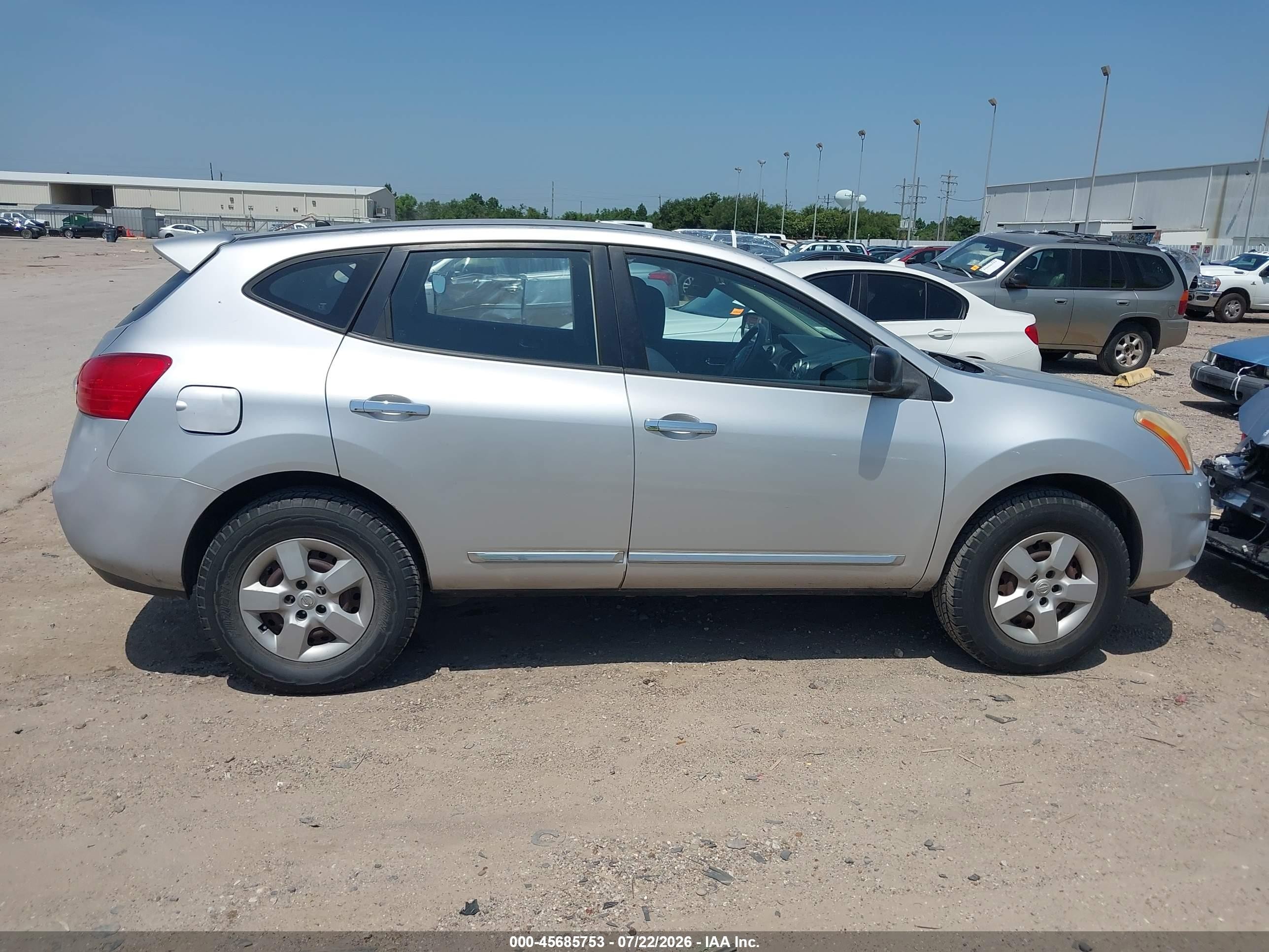 2011 Nissan Rogue S Серебряный vin: JN8AS5MT3BW568988