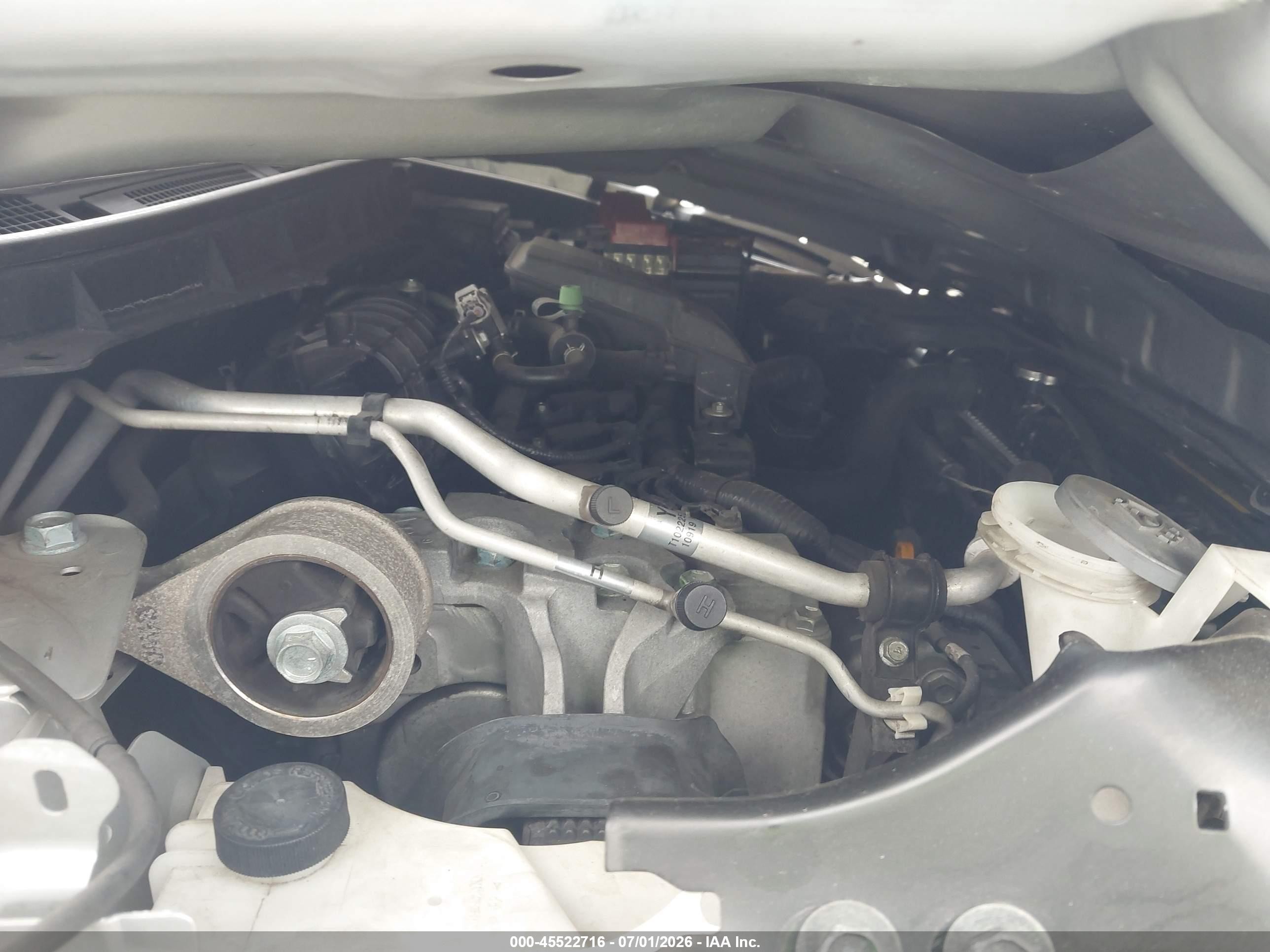2012 Nissan Rogue S Silver vin: JN8AS5MT3CW265176