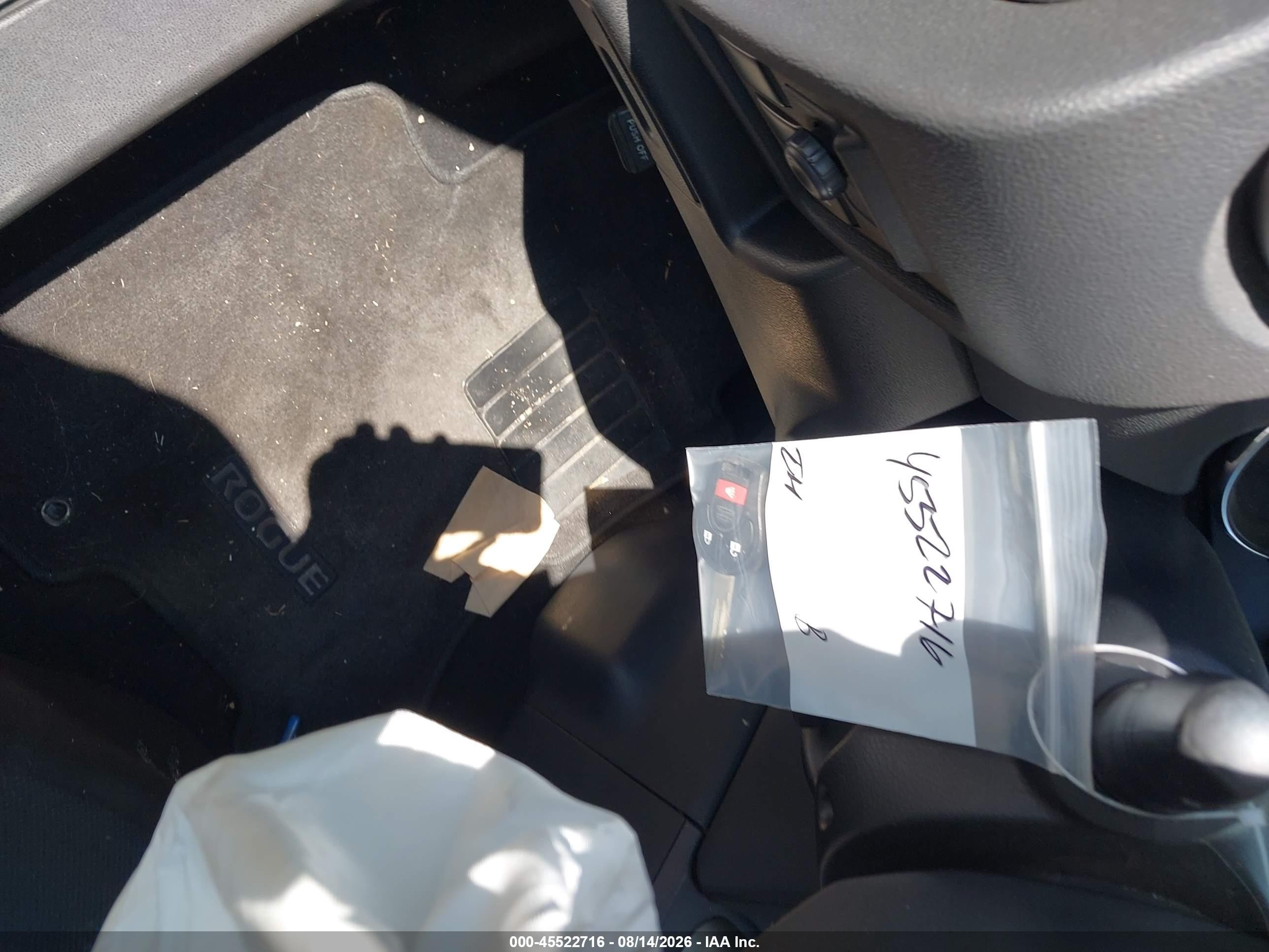 2012 Nissan Rogue S Silver vin: JN8AS5MT3CW265176