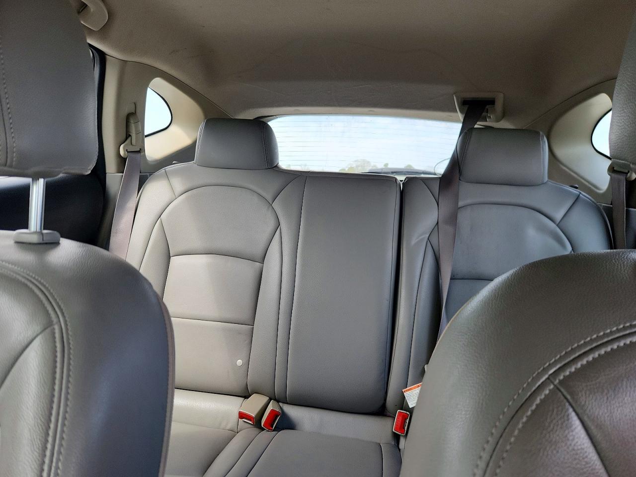 2012 Nissan Rogue S Beige vin: JN8AS5MT3CW291874