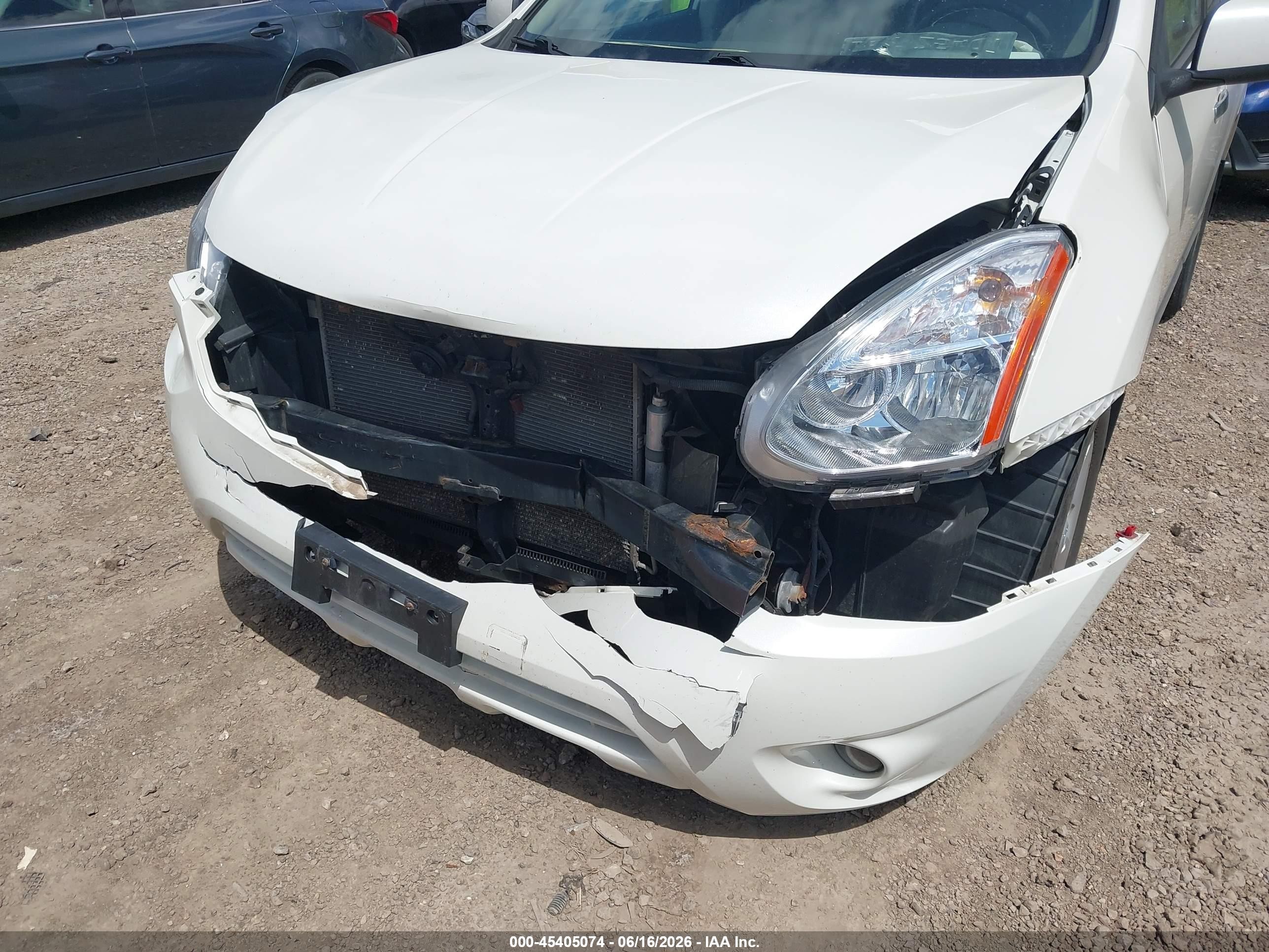 2013 Nissan Rogue S White vin: JN8AS5MT3DW004664