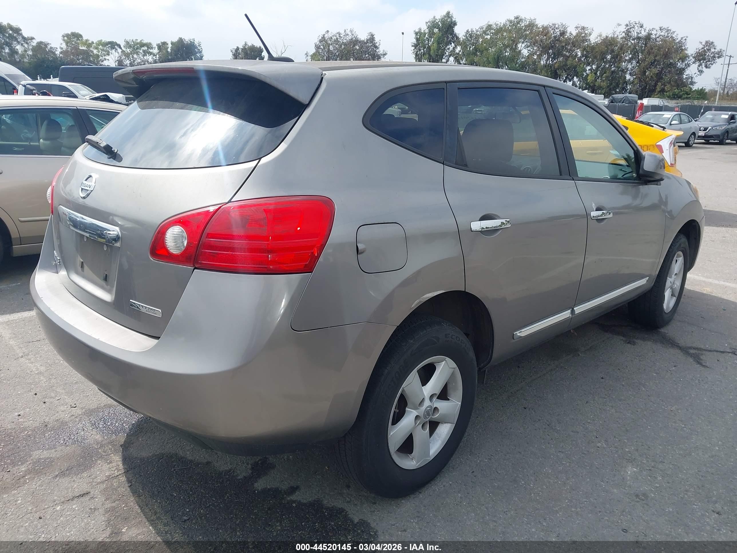 2013 Nissan Rogue S Gray vin: JN8AS5MT3DW030603