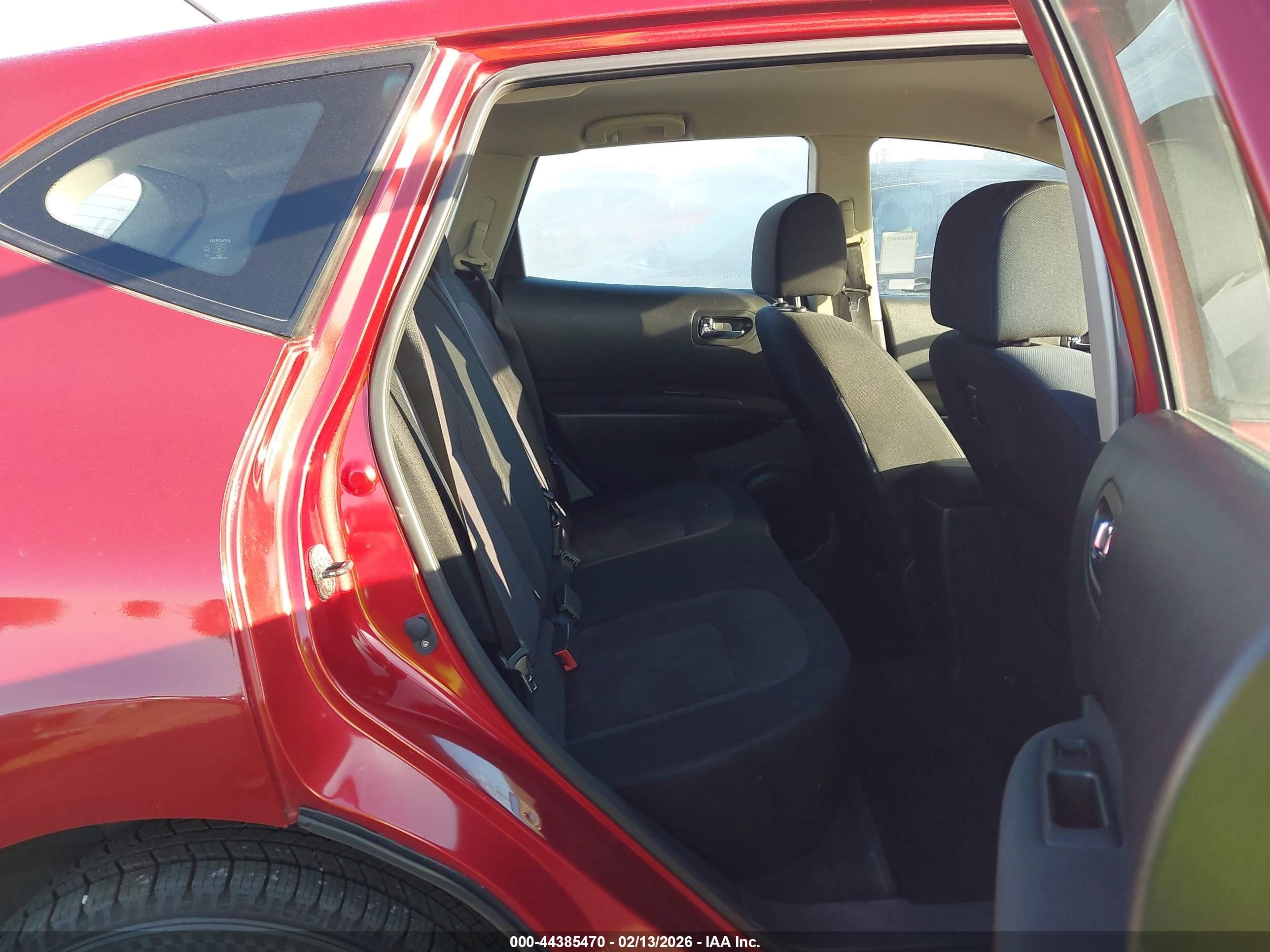 2013 Nissan Rogue S Red vin: JN8AS5MT3DW043366