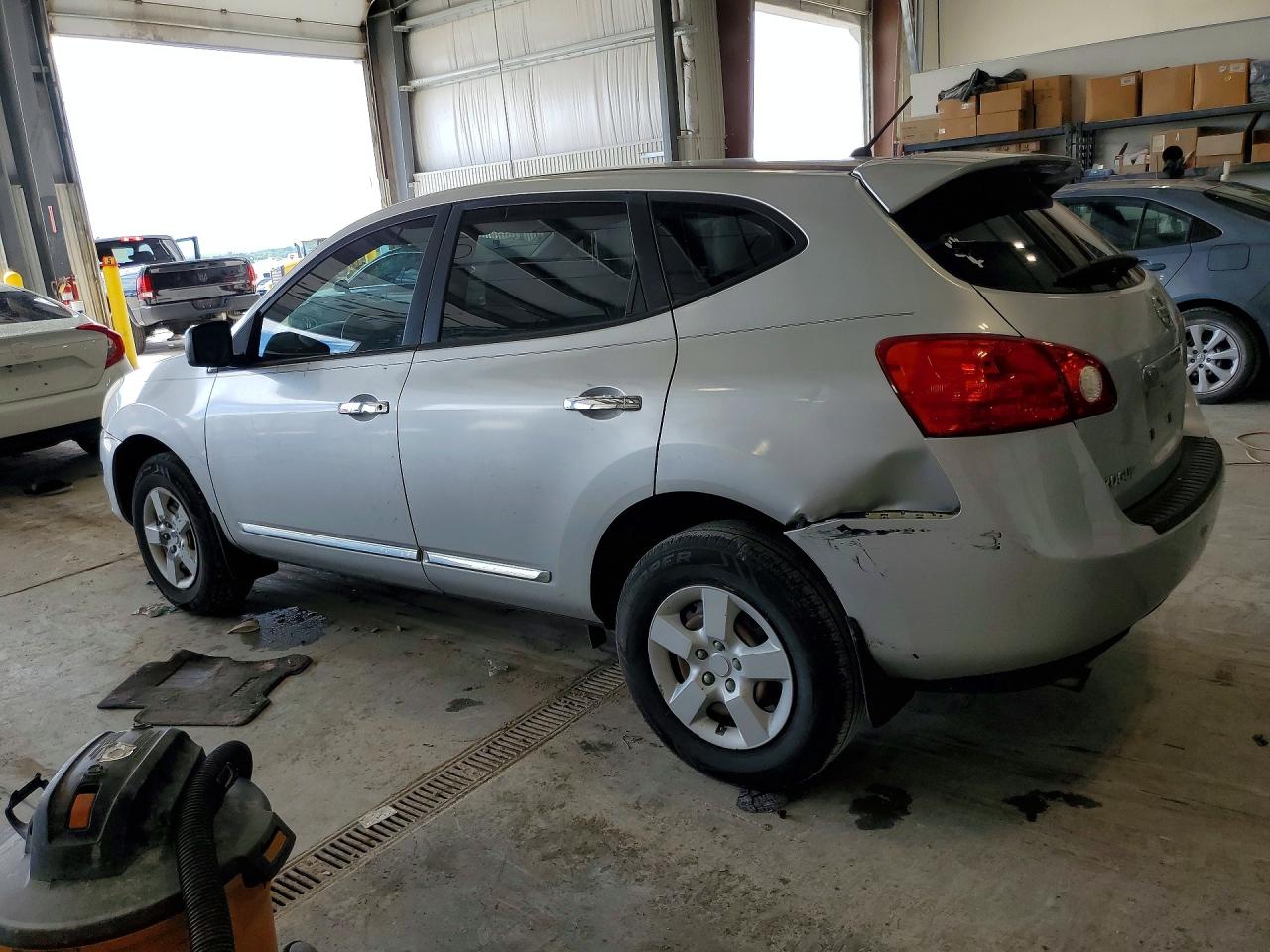 2013 Nissan Rogue Silver vin: JN8AS5MT3DW533015