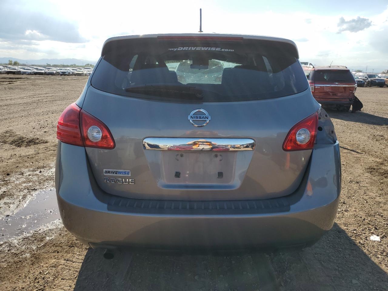 2013 Nissan Rogue S Silver vin: JN8AS5MT3DW542250