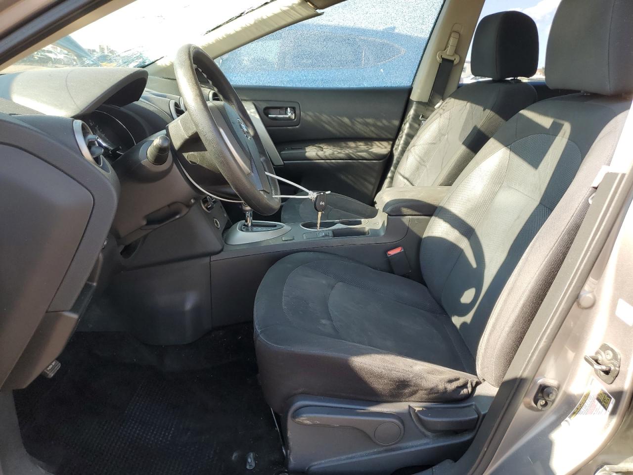 2013 Nissan Rogue S Silver vin: JN8AS5MT3DW542250