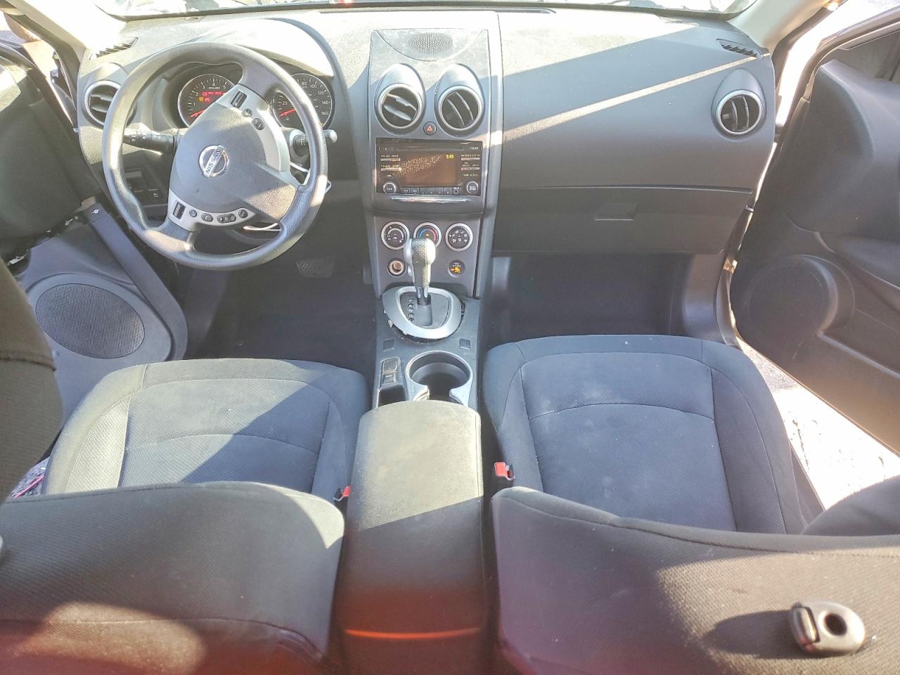 2013 Nissan Rogue S Silver vin: JN8AS5MT3DW546668