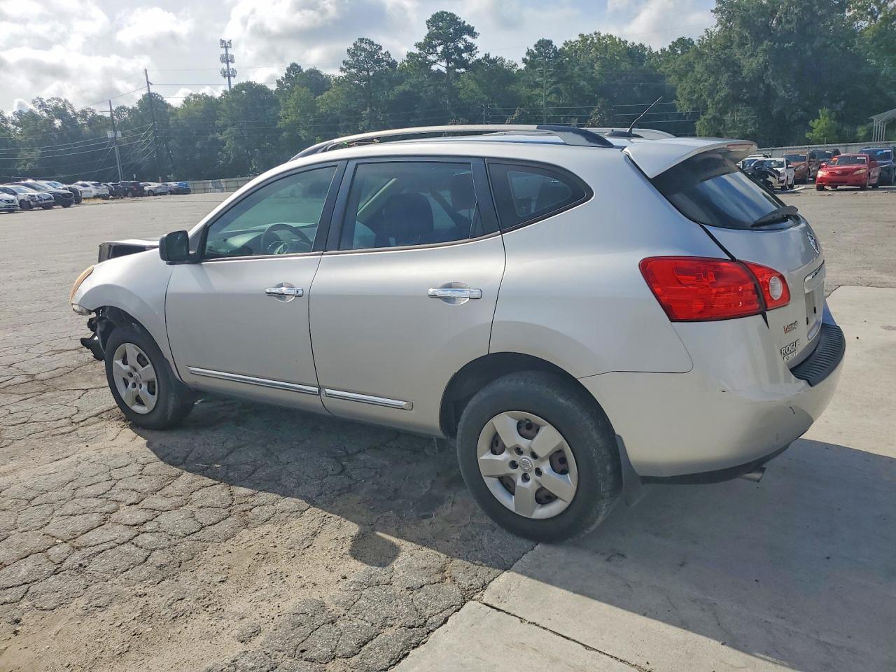 2014 Nissan Rogue Select S Silver vin: JN8AS5MT3EW613061