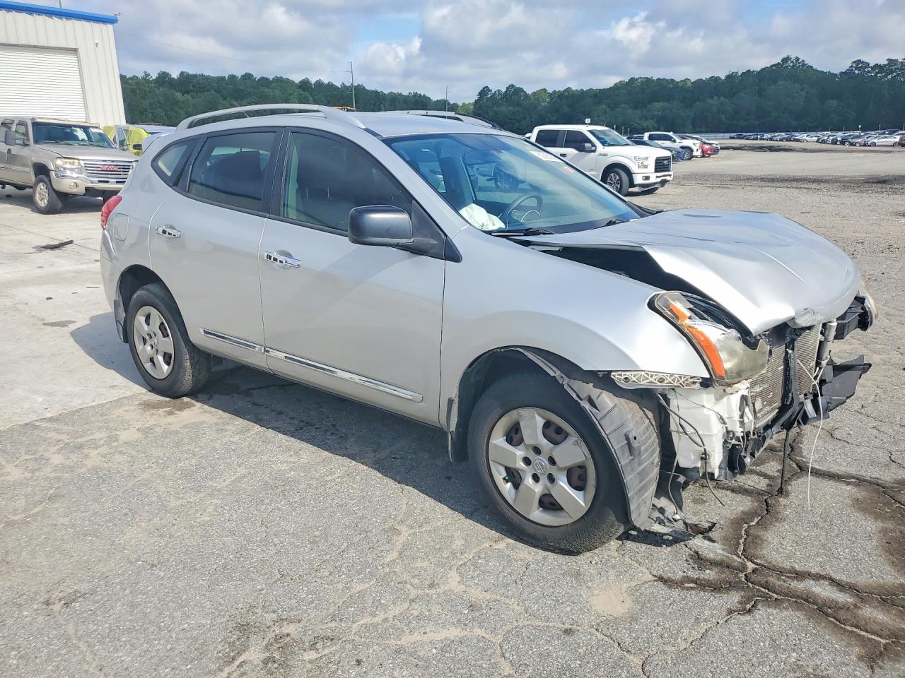 2014 Nissan Rogue Select S Silver vin: JN8AS5MT3EW613061