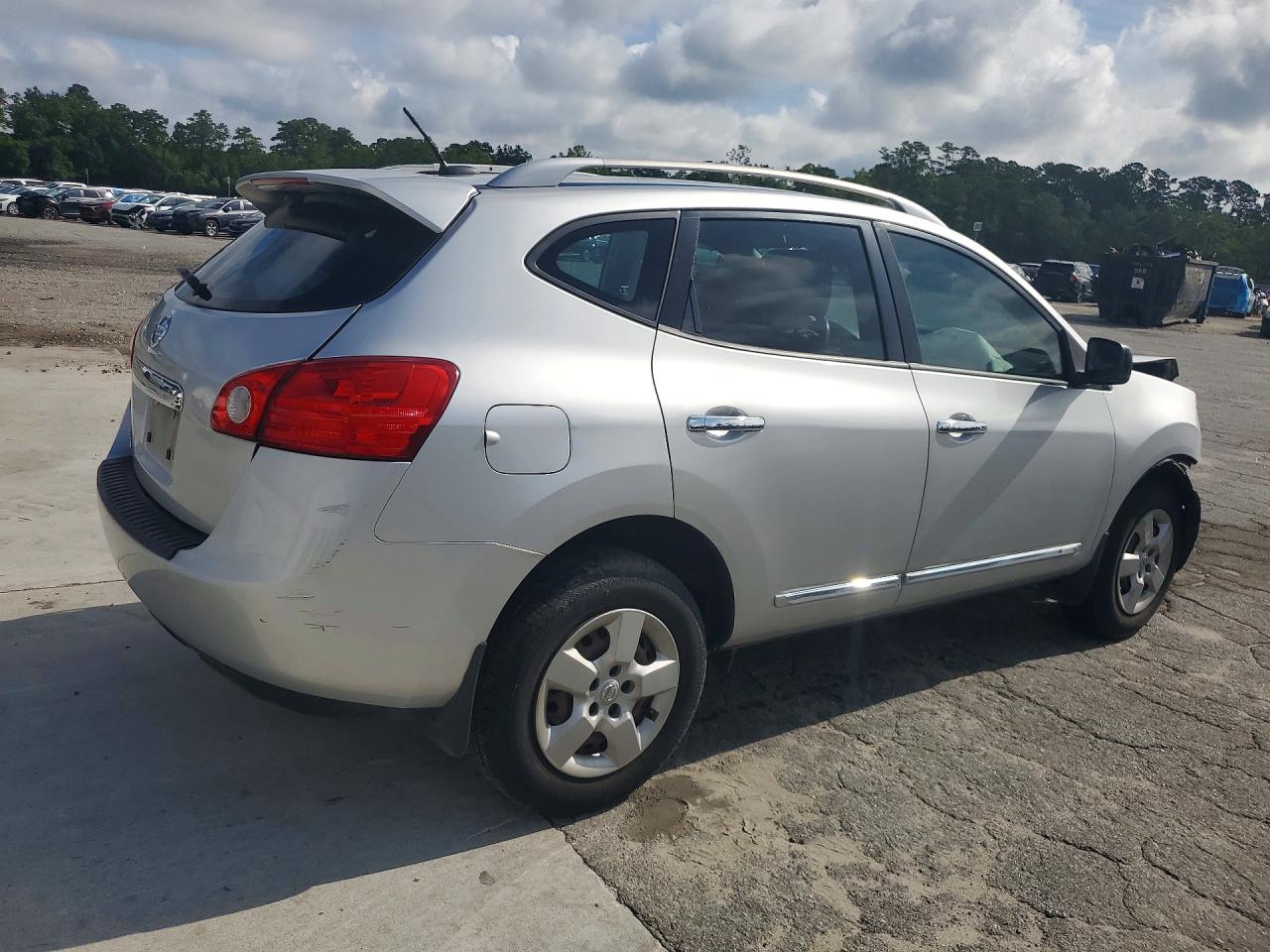 2014 Nissan Rogue Select S Silver vin: JN8AS5MT3EW613061
