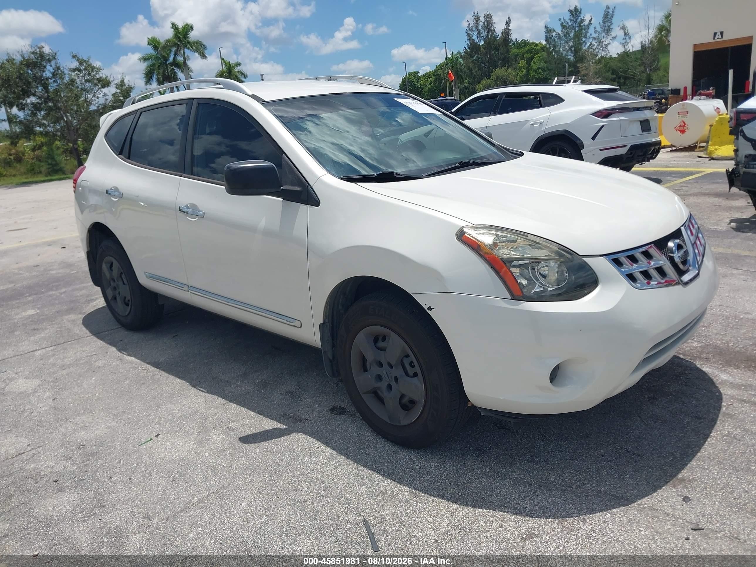 2014 Nissan Rogue Select S Белый vin: JN8AS5MT3EW618633