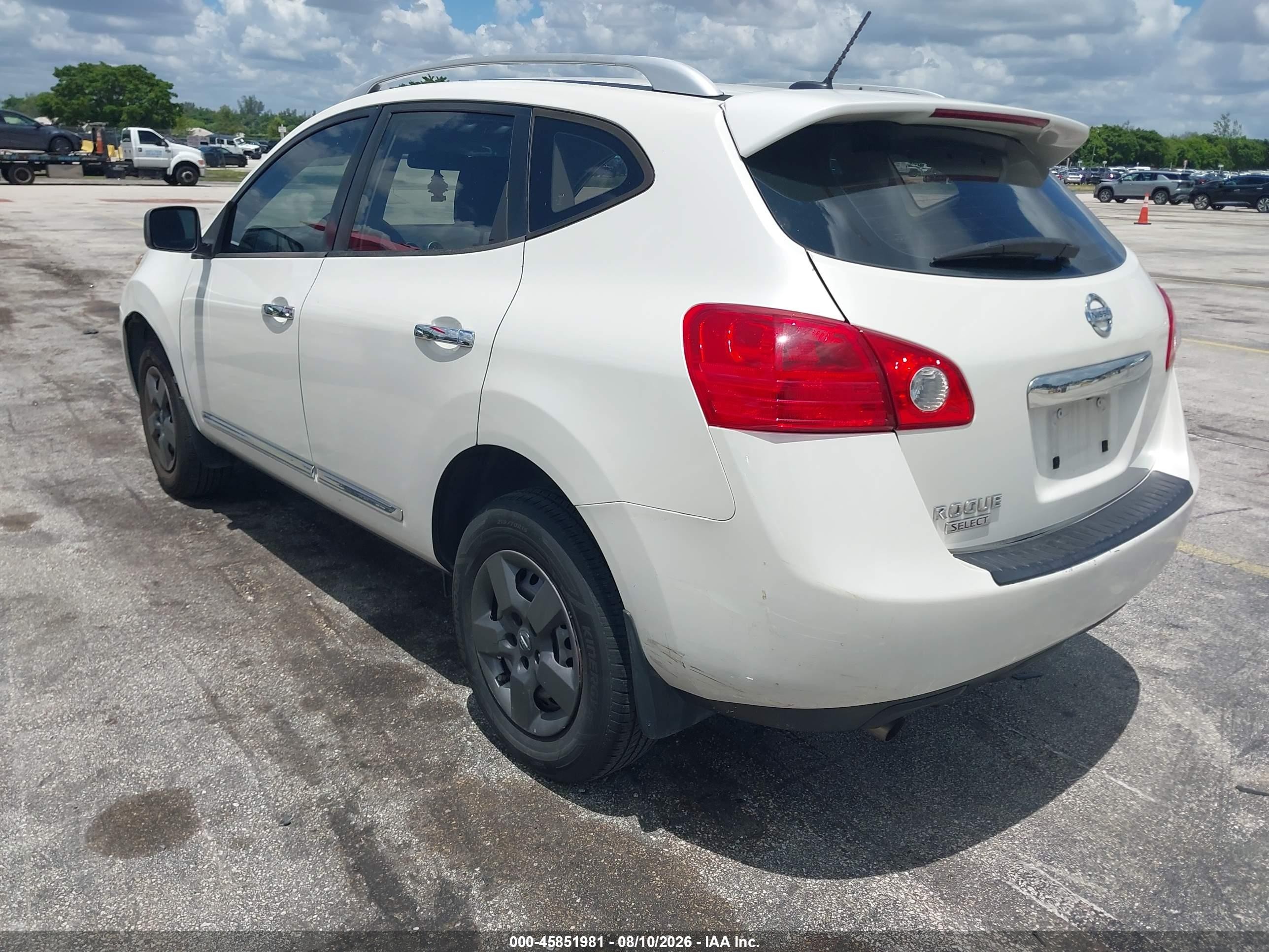 2014 Nissan Rogue Select S White vin: JN8AS5MT3EW618633