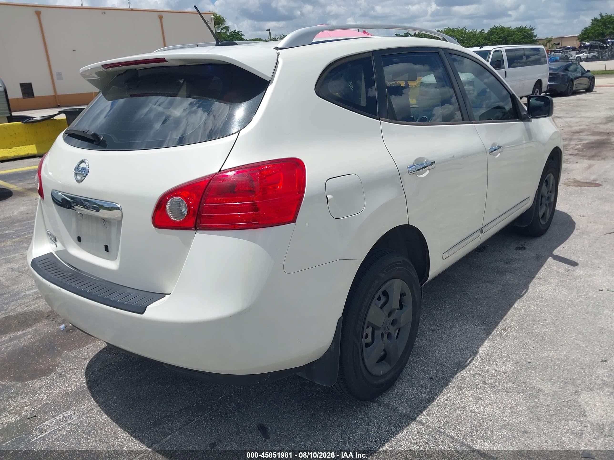 2014 Nissan Rogue Select S White vin: JN8AS5MT3EW618633