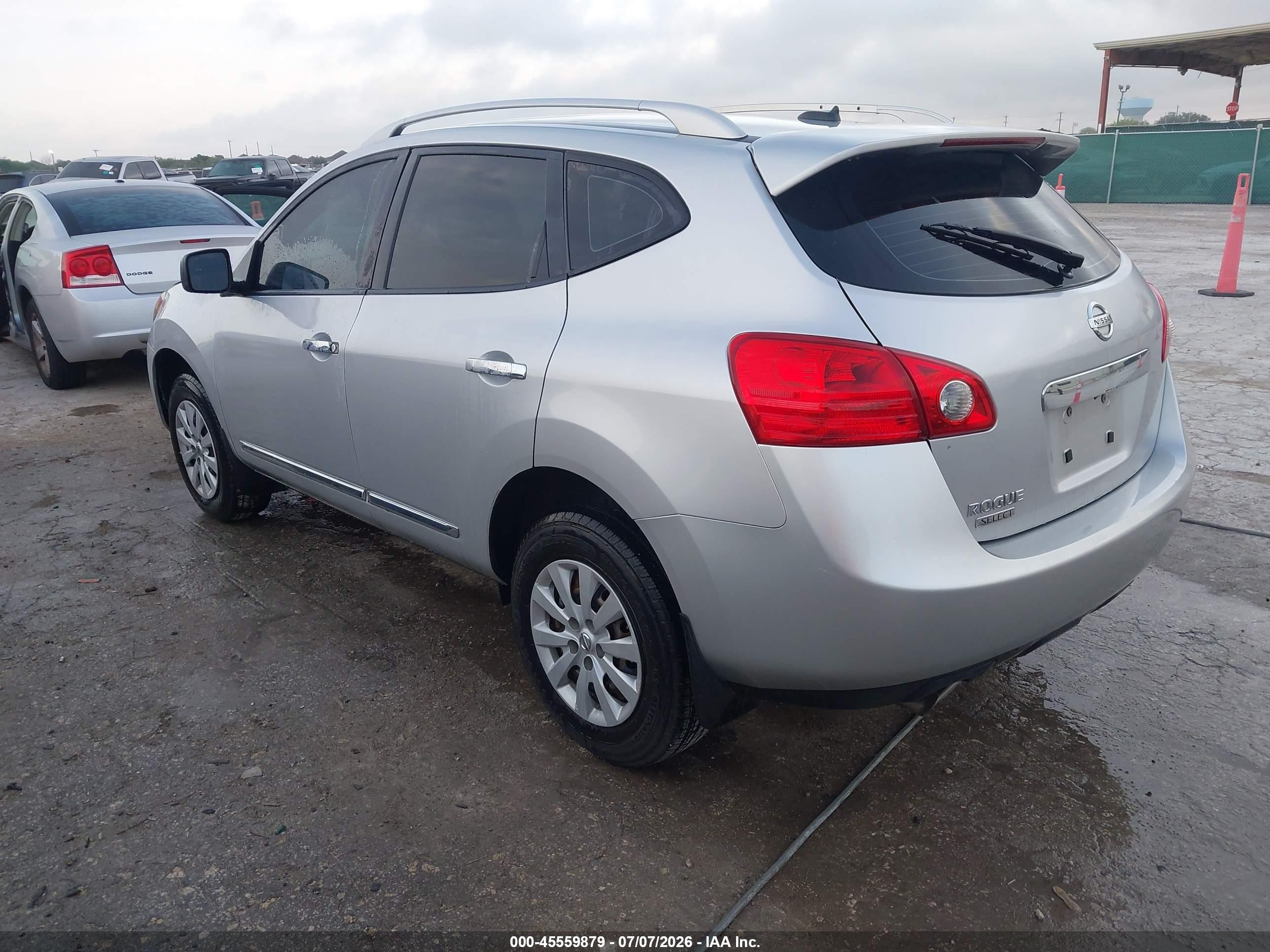 2014 Nissan Rogue Select S Silver vin: JN8AS5MT3EW623296