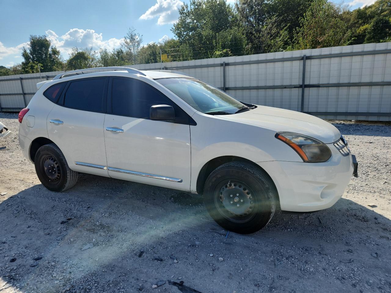 2015 Nissan Rogue Select S White vin: JN8AS5MT3FW151666