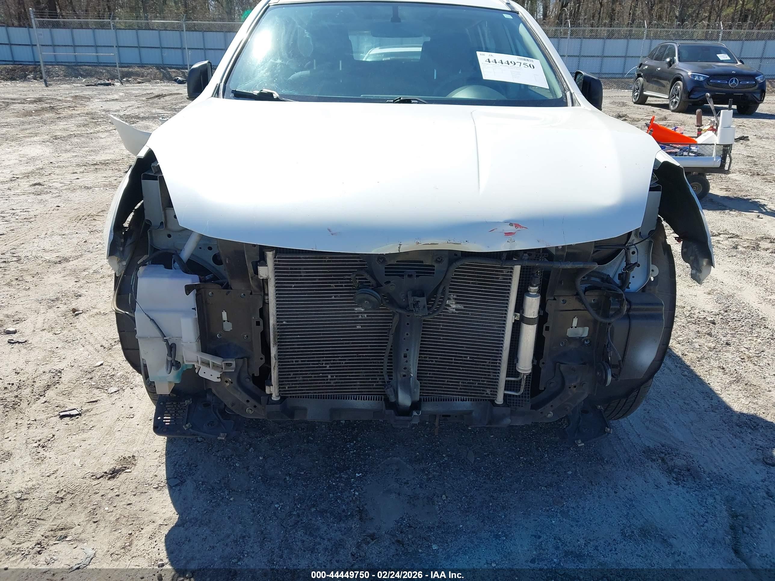 2015 Nissan Rogue Select S Белый vin: JN8AS5MT3FW153918