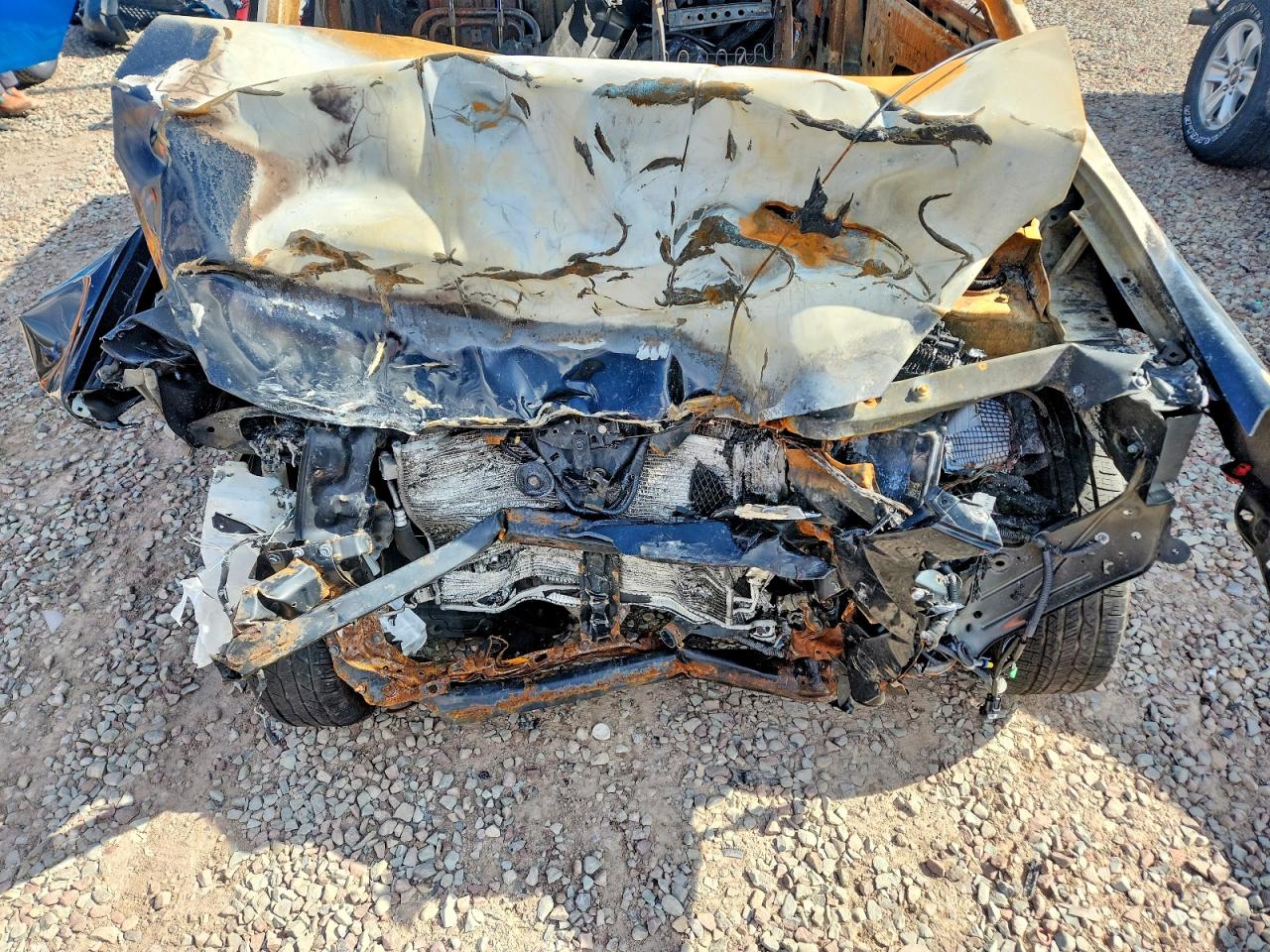2015 Nissan Rogue Select S Burn vin: JN8AS5MT3FW650628